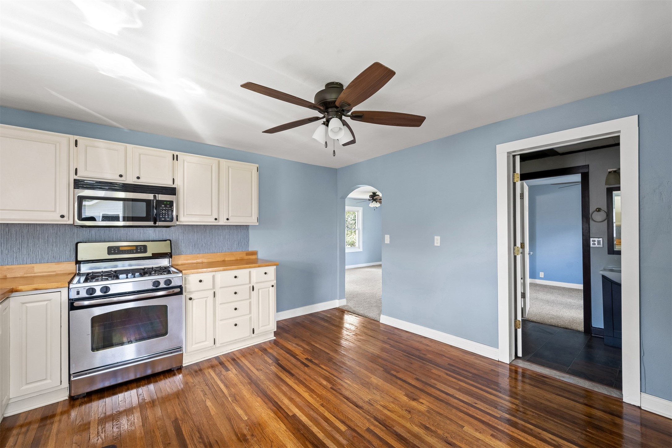 219 N Sherman Street