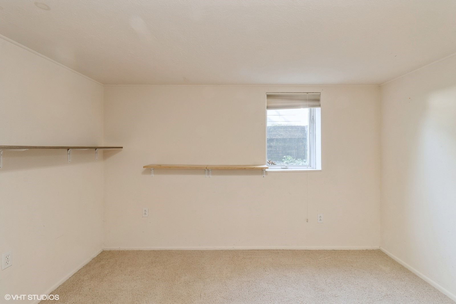 2600 Fairlawn Drive