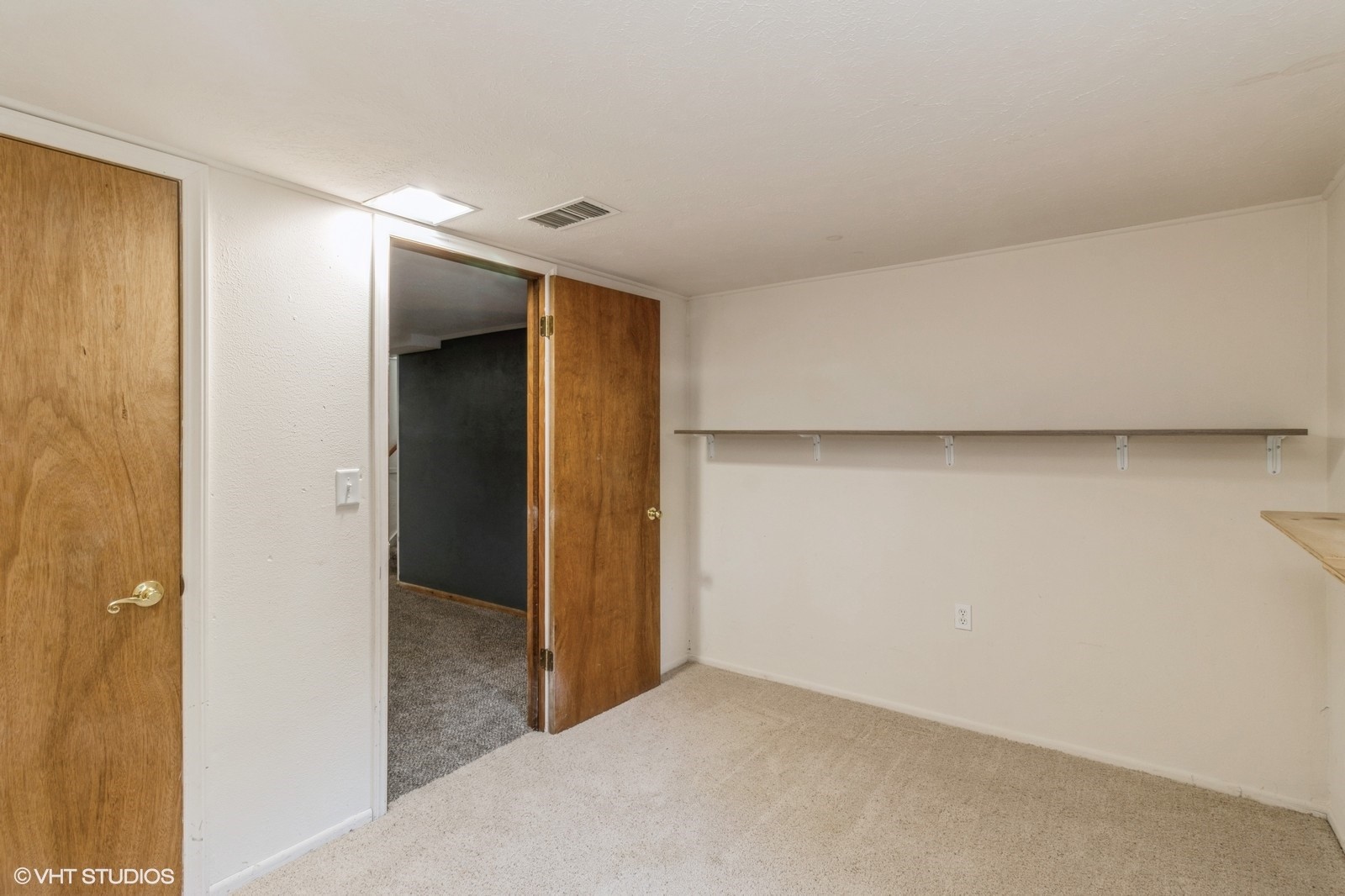 2600 Fairlawn Drive