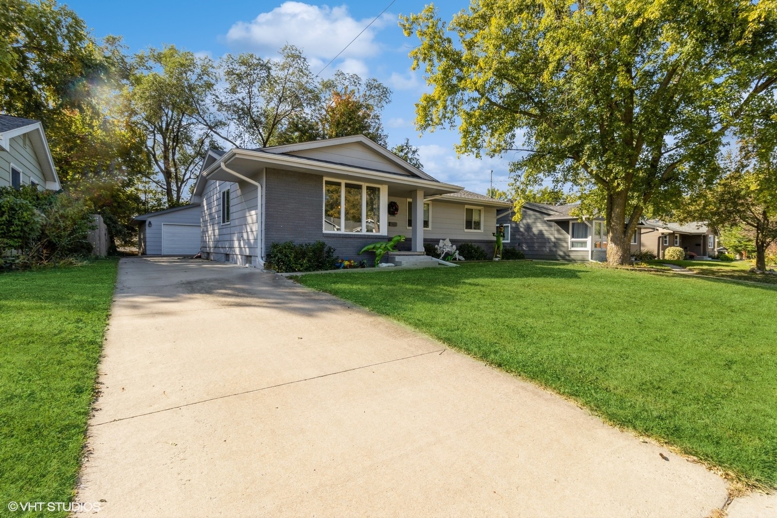 2600 Fairlawn Drive