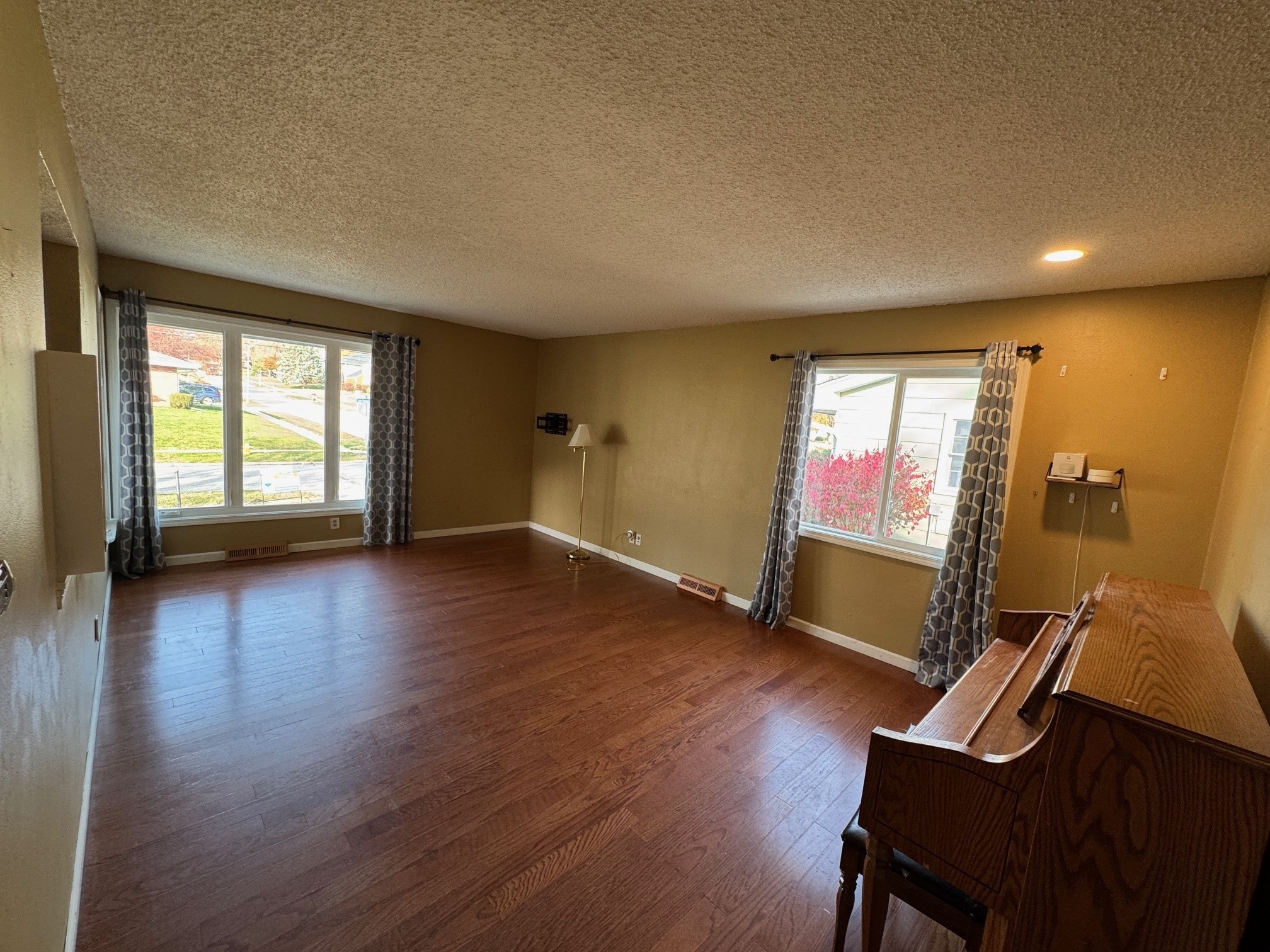 2600 Fairlawn Drive