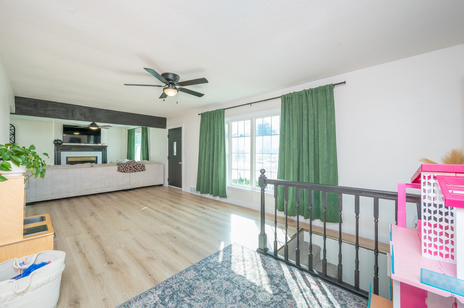 466 Palomino Parkway