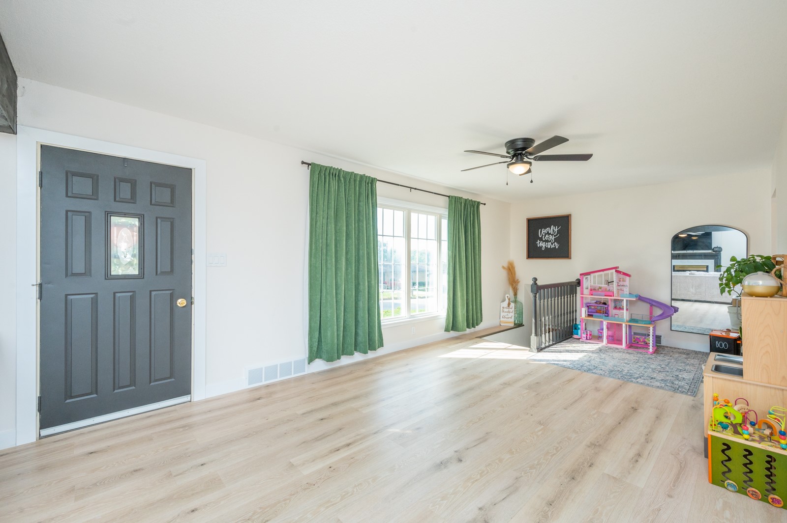 466 Palomino Parkway