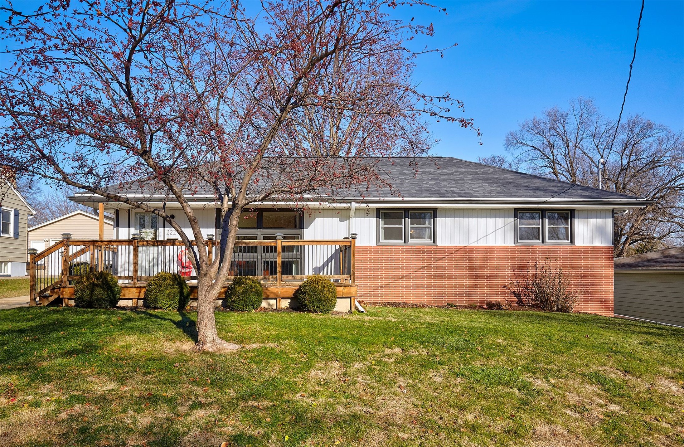 2221 Locust Street