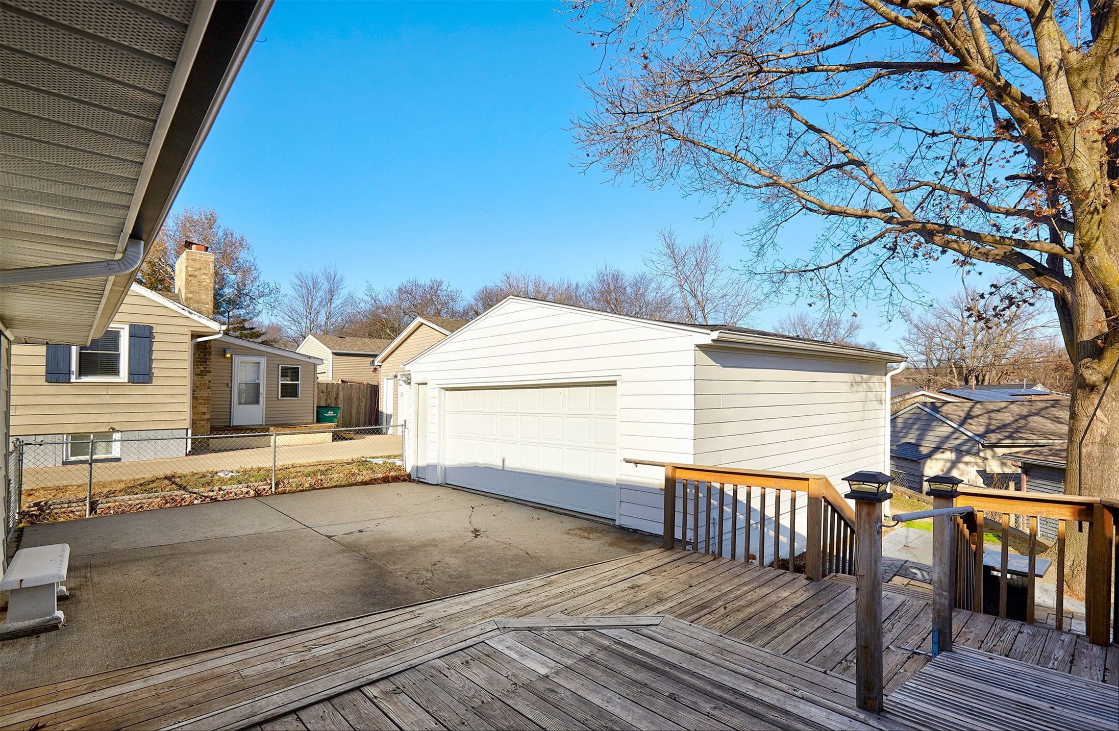 2221 Locust Street