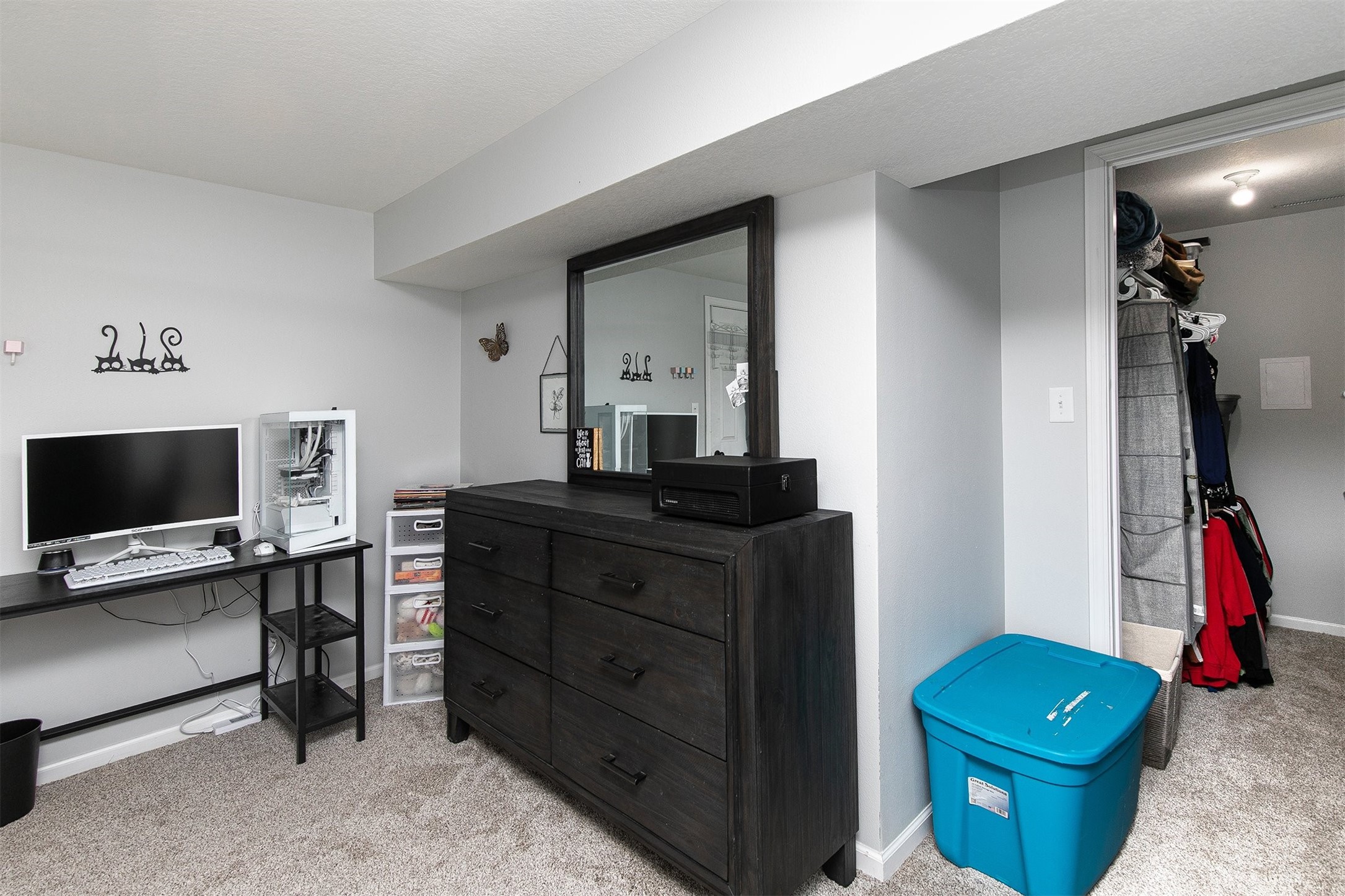4624 Wakonda Drive