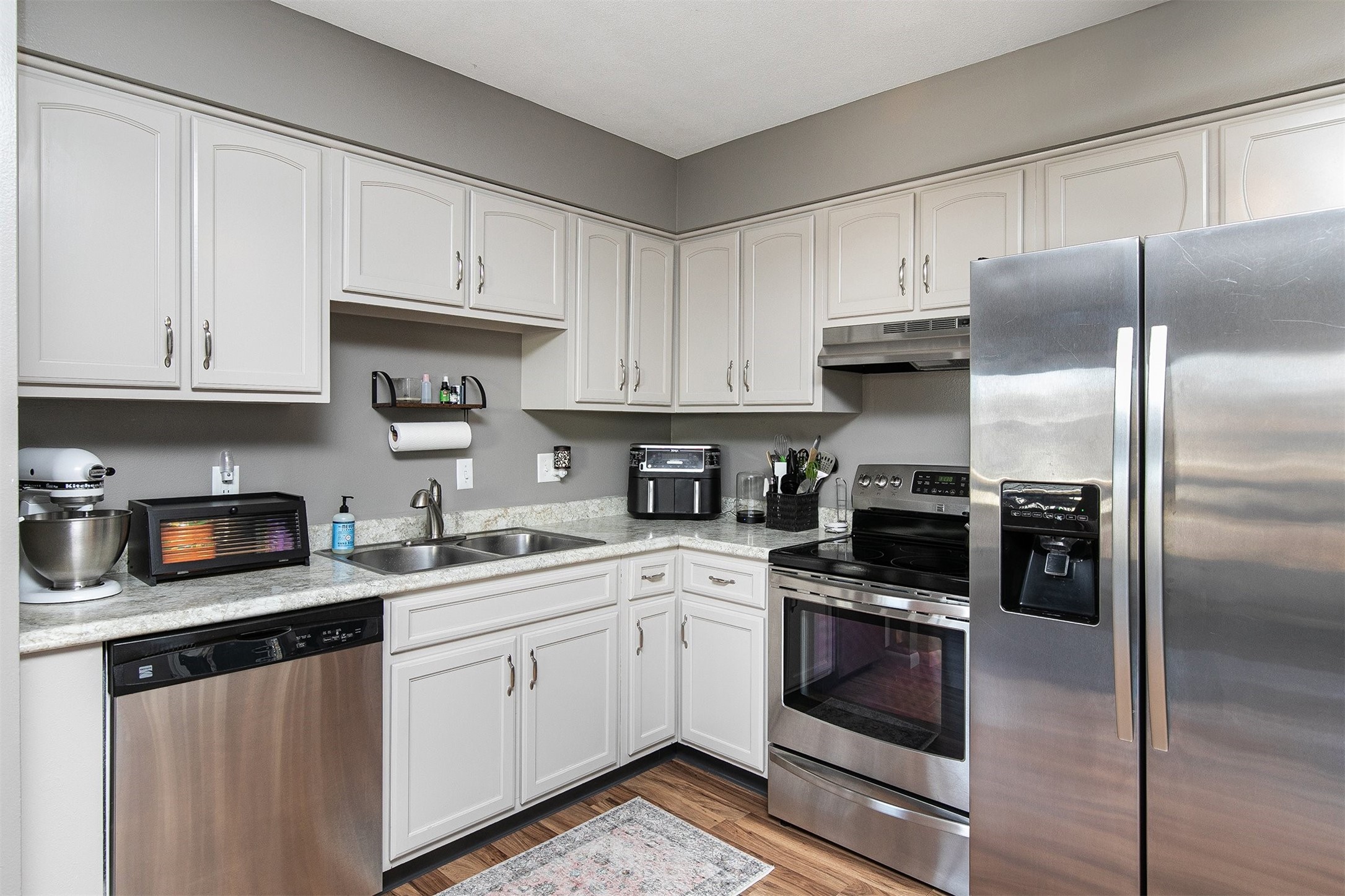 4624 Wakonda Drive