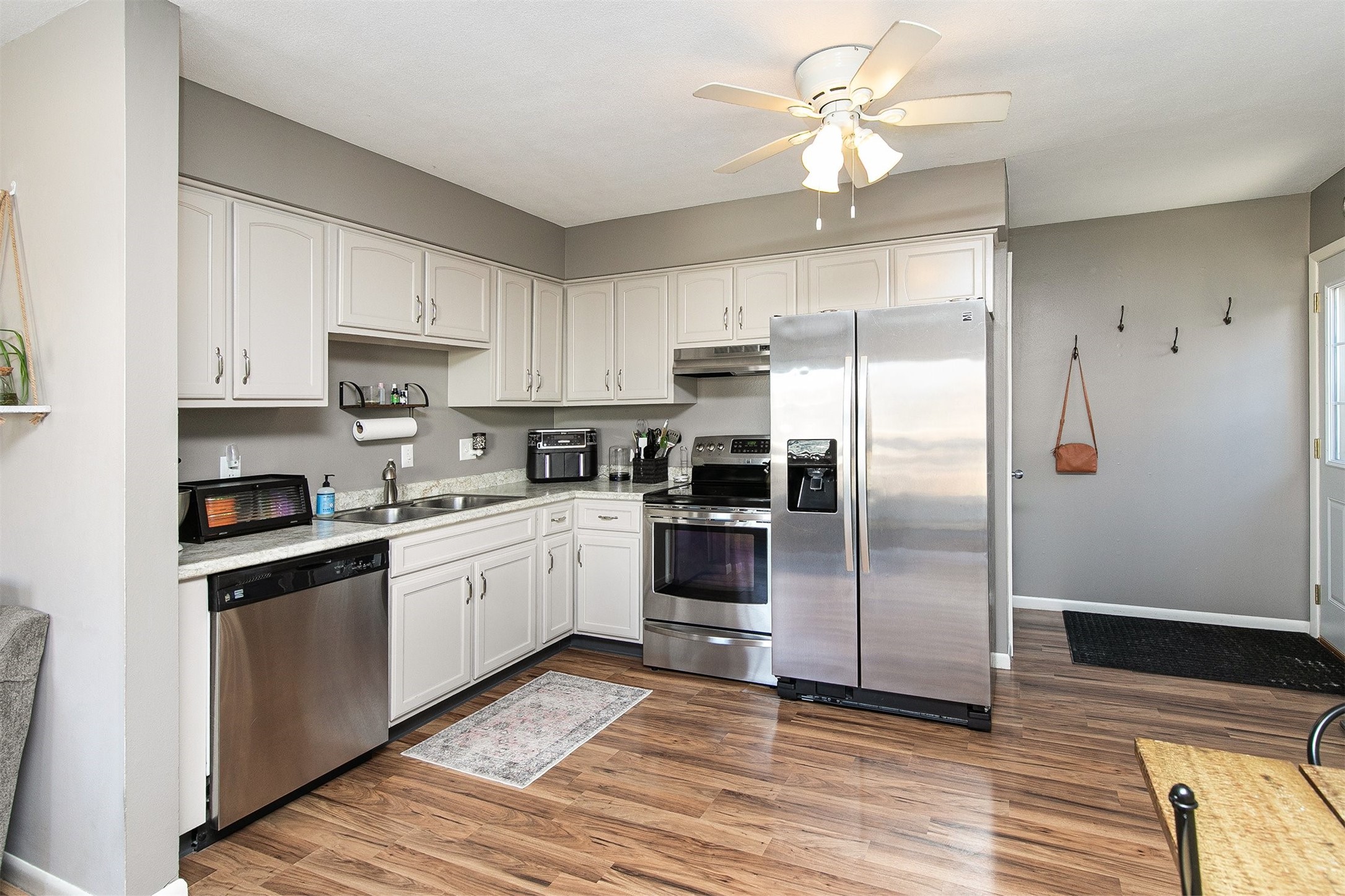 4624 Wakonda Drive