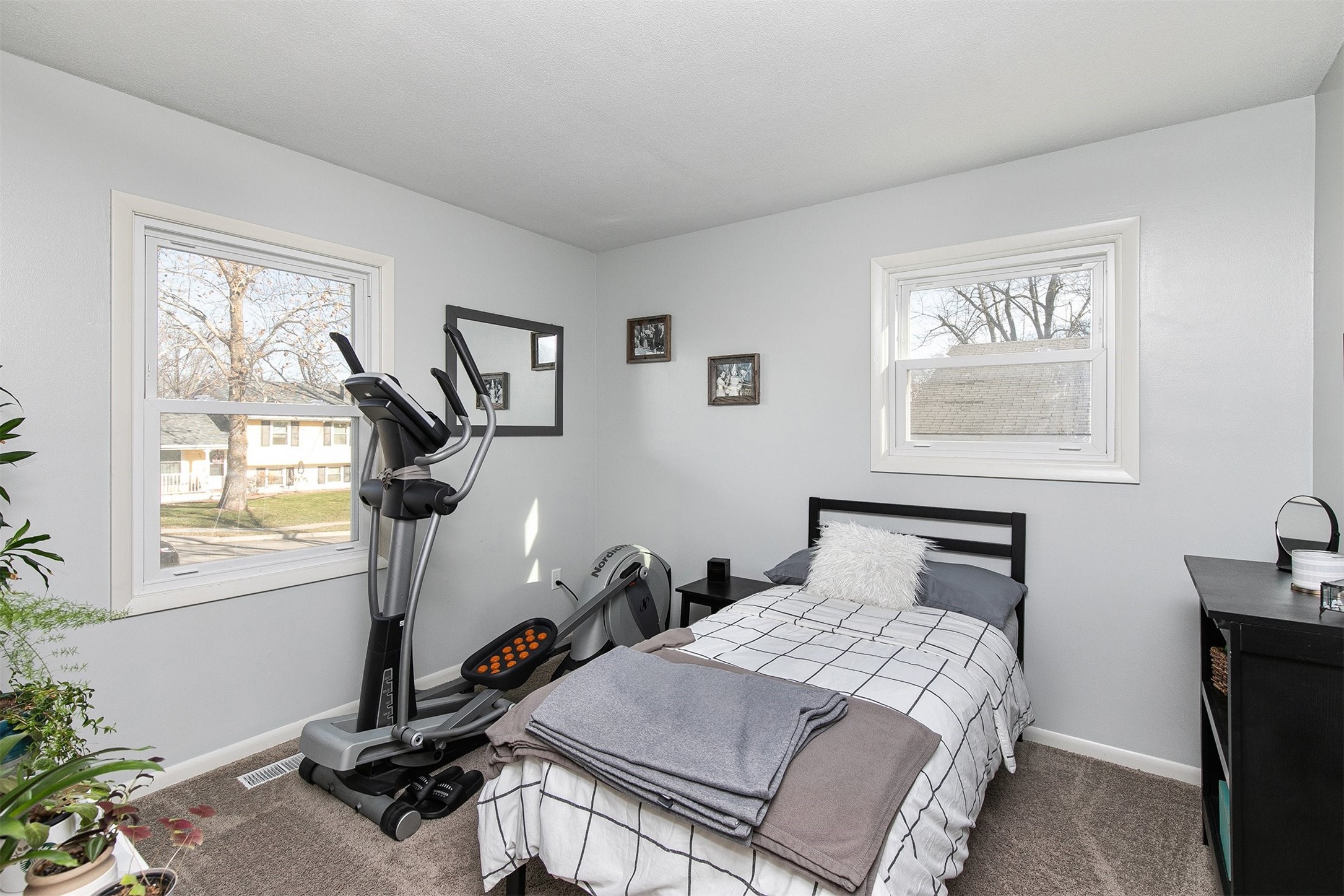 4624 Wakonda Drive