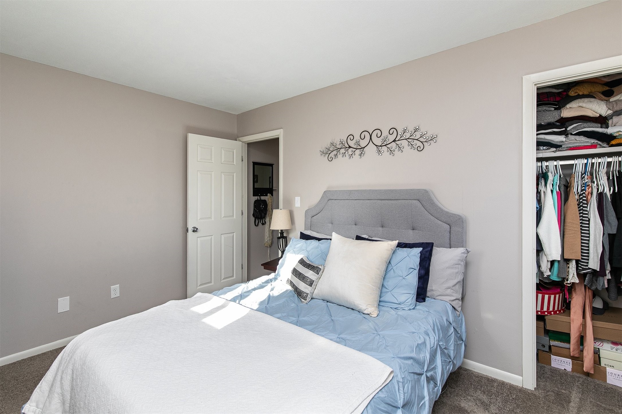 4624 Wakonda Drive