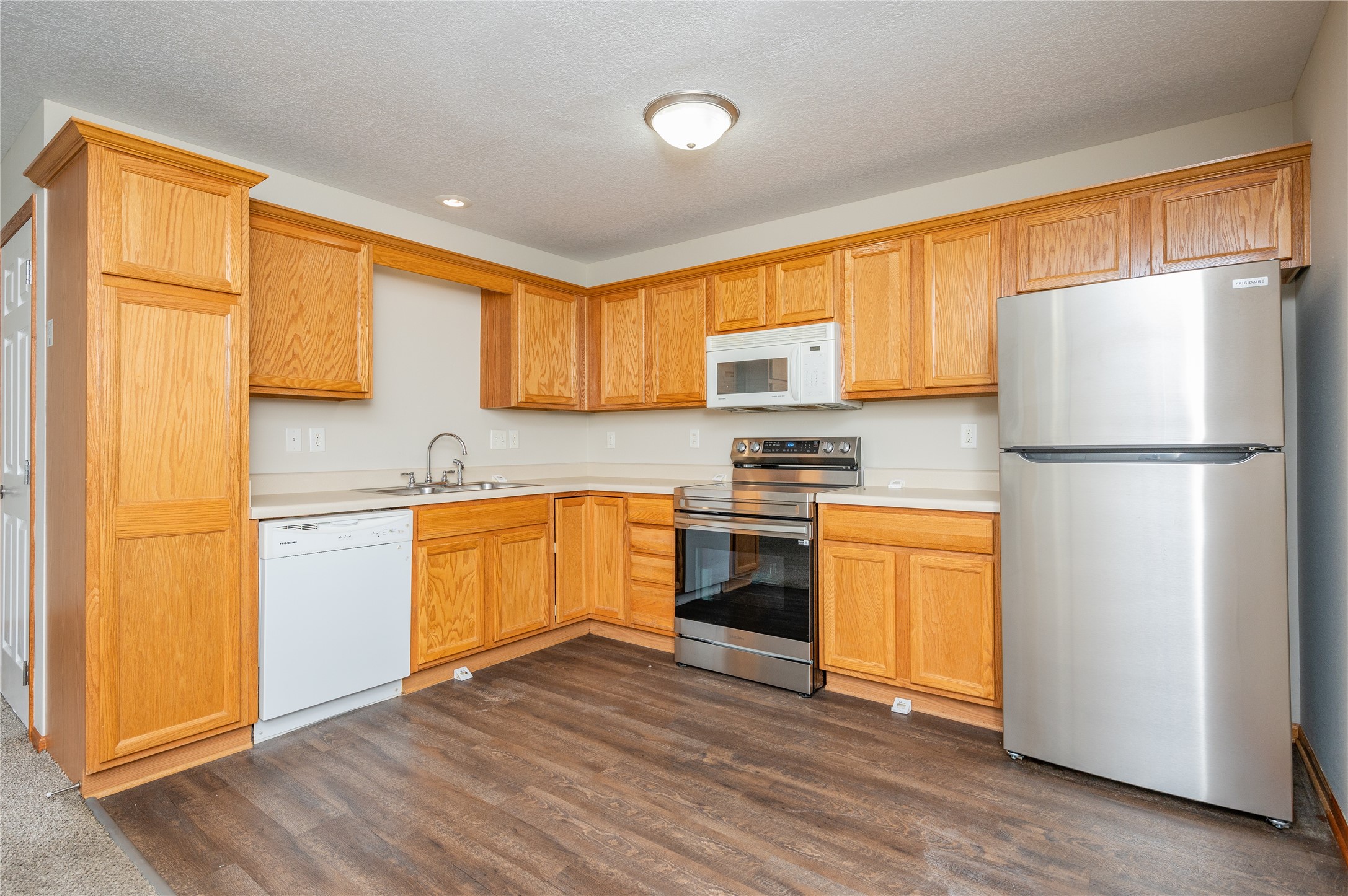 8302 Westown Parkway 9102