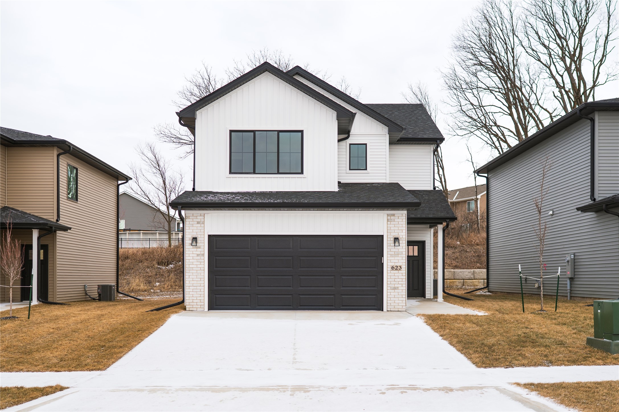 623 W Wright Road