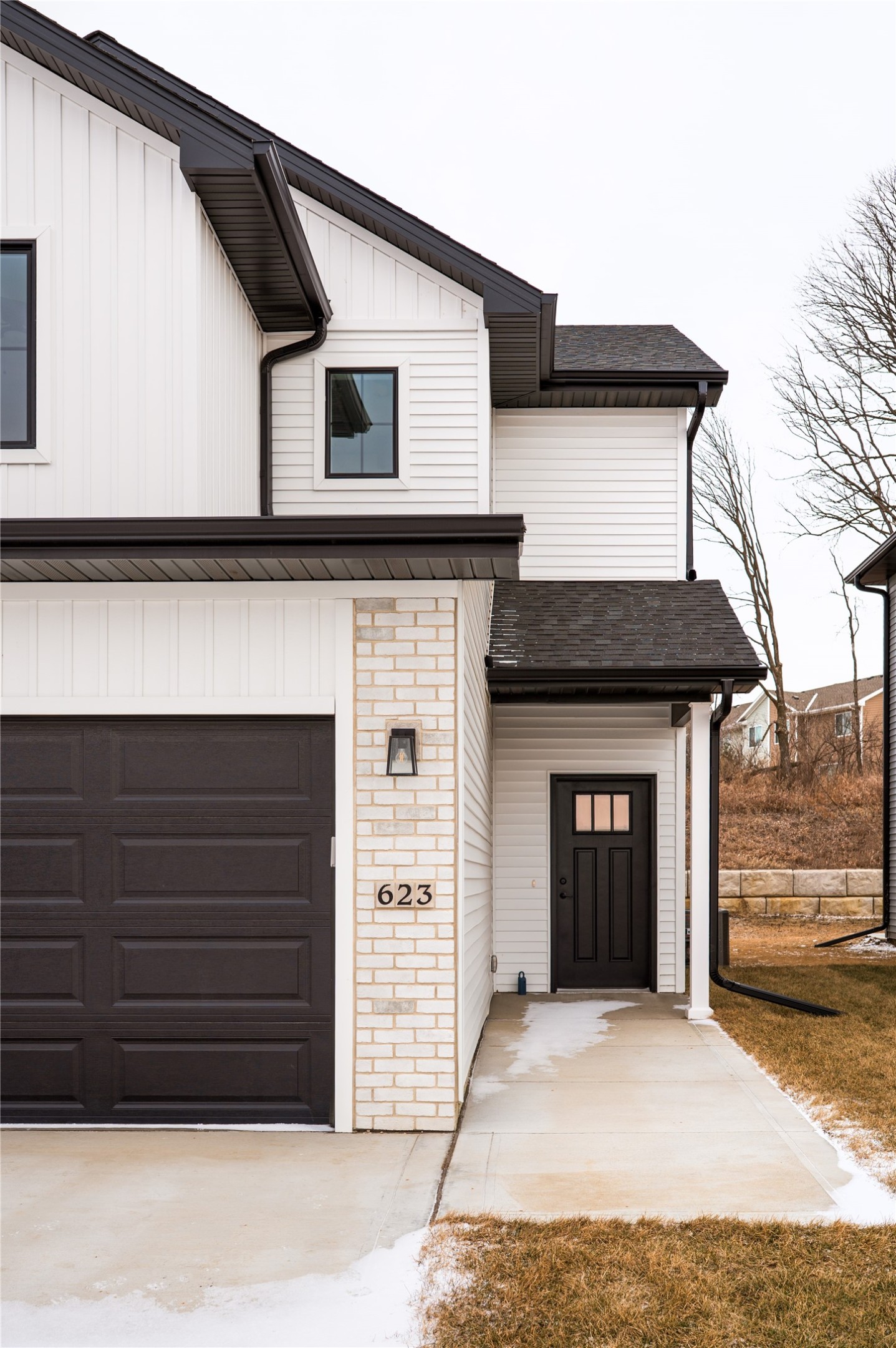 623 W Wright Road