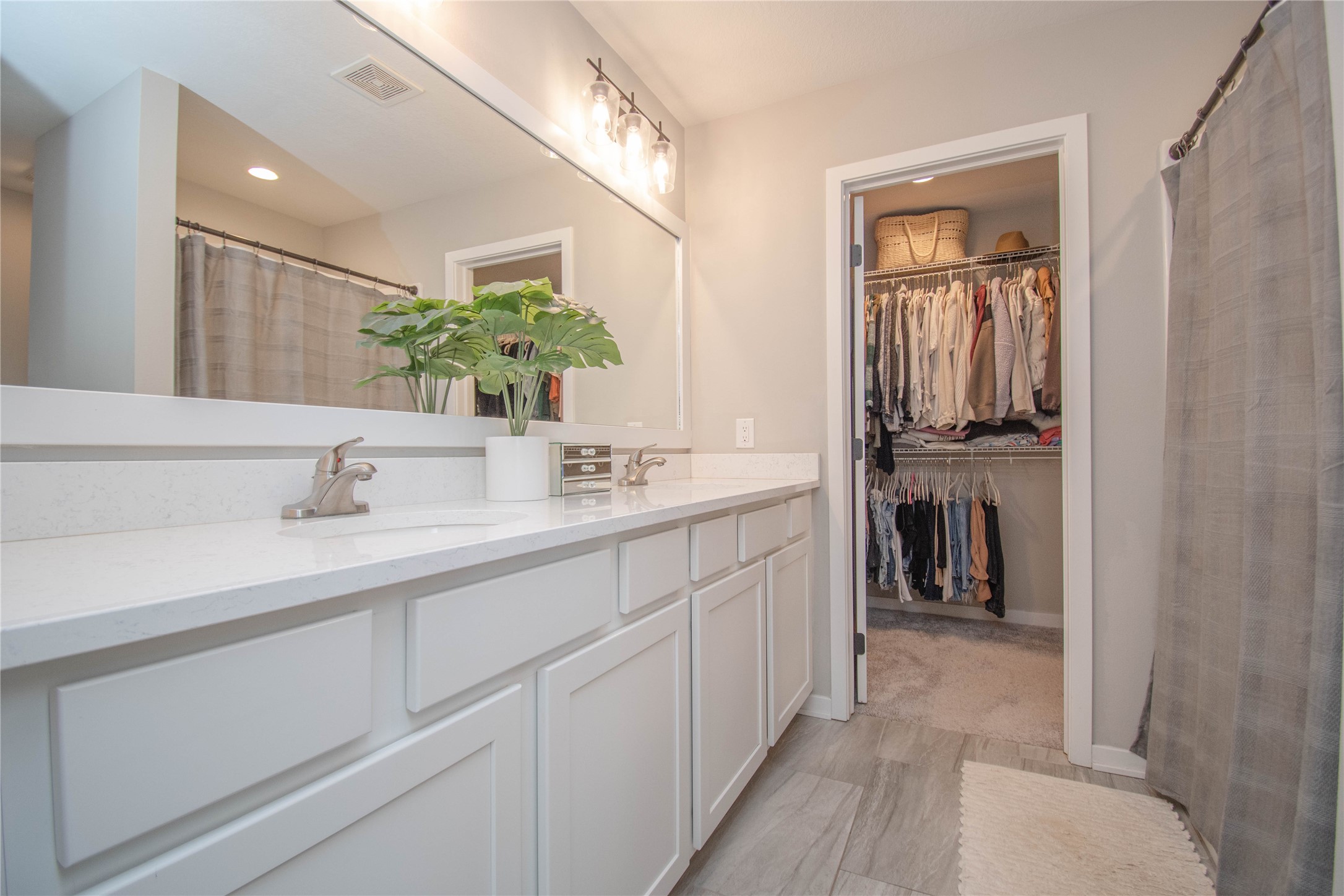 2430 SE Maxwell Drive