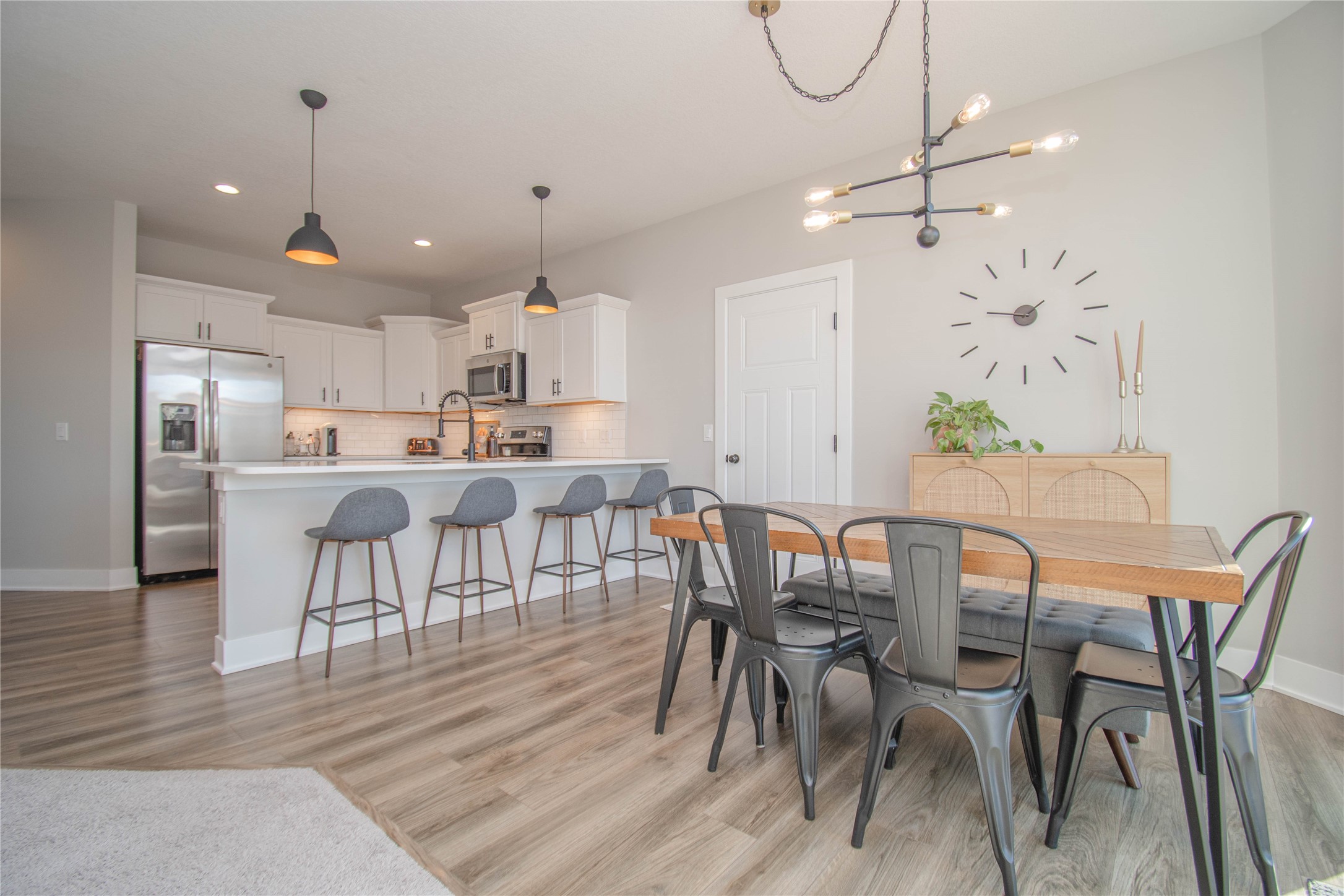 2430 SE Maxwell Drive