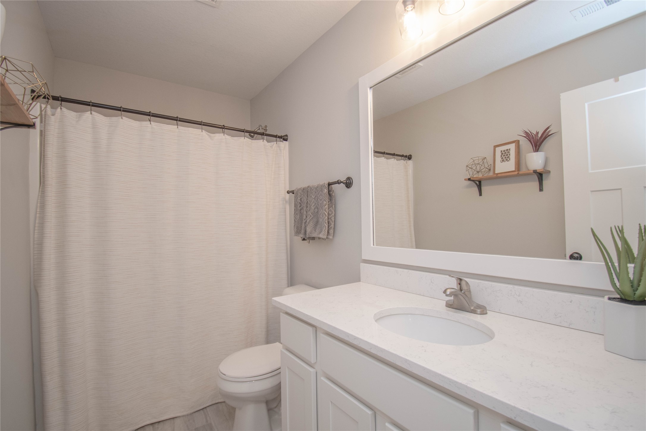 2430 SE Maxwell Drive