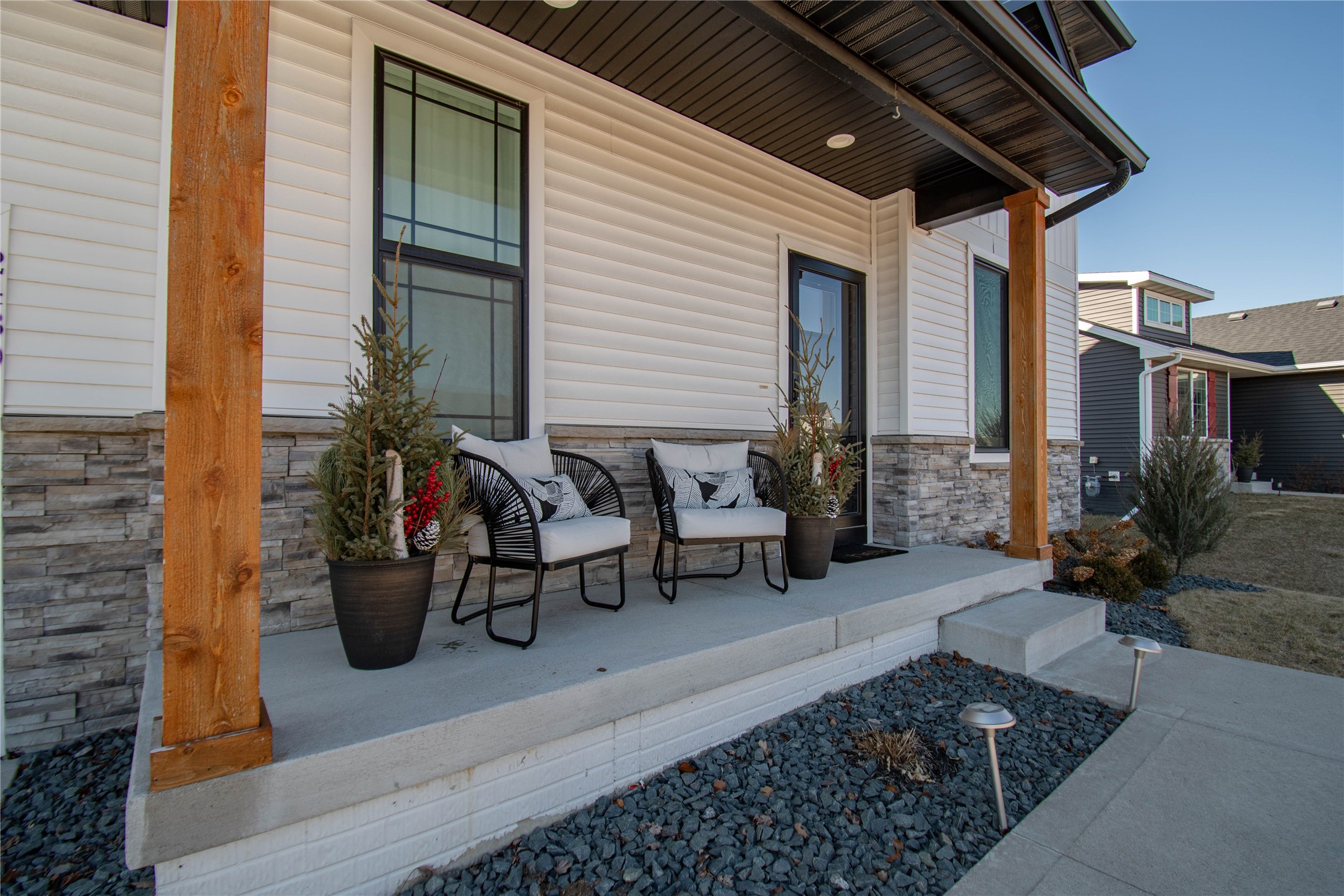 2430 SE Maxwell Drive