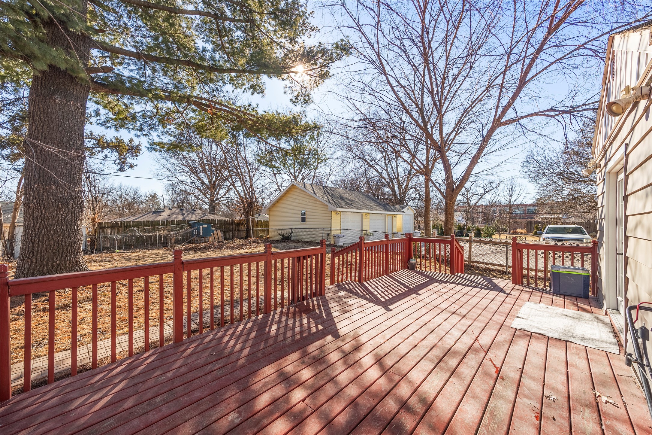 2814 Hickman Road