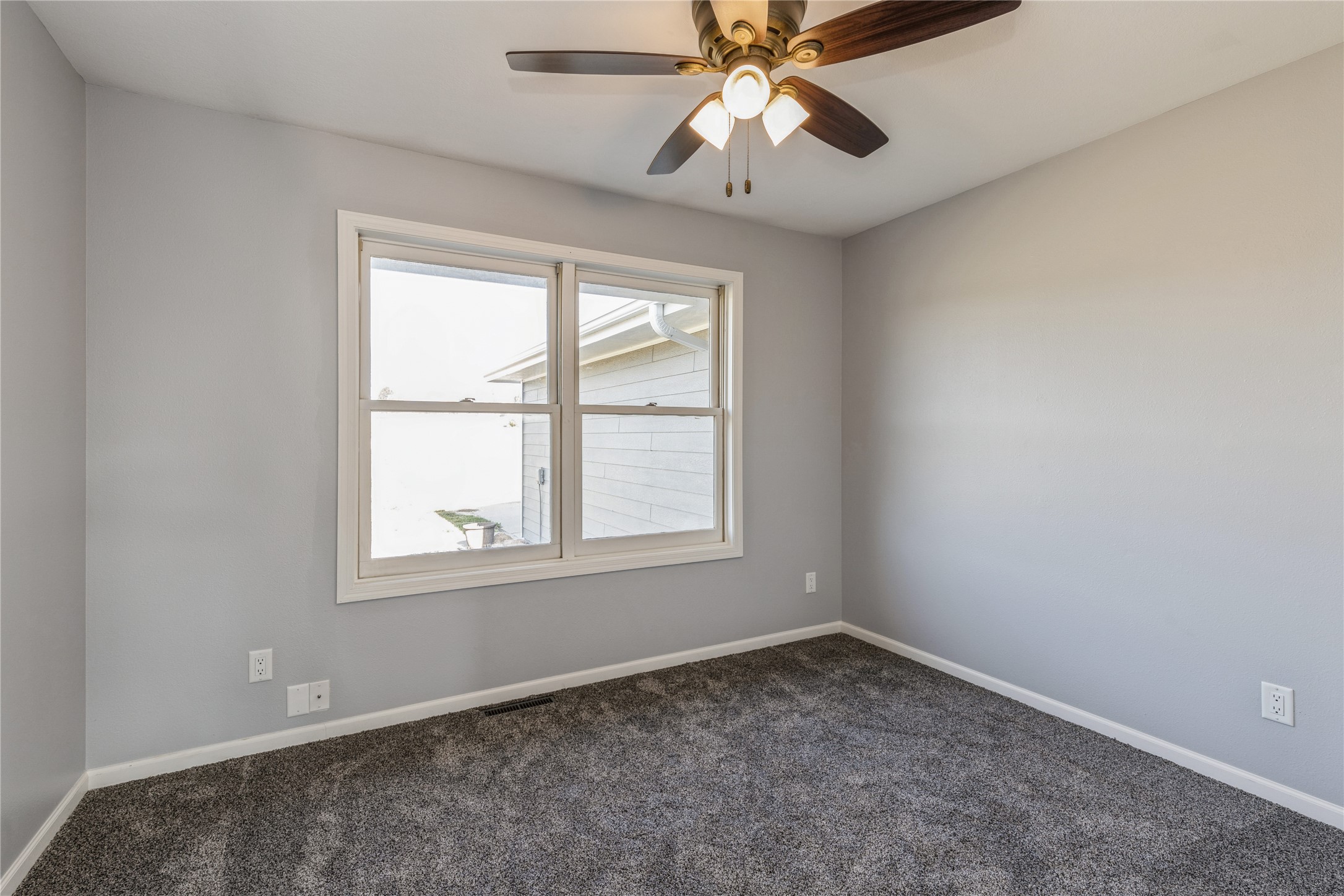 2923 N John Wayne Drive