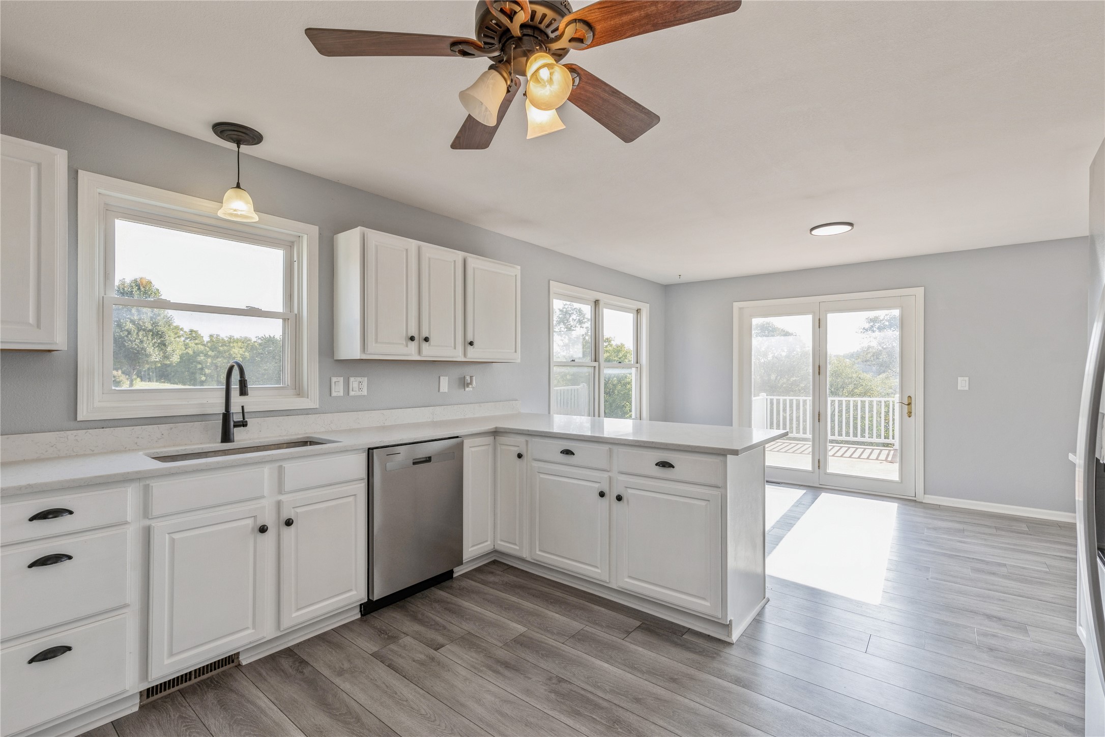 2923 N John Wayne Drive