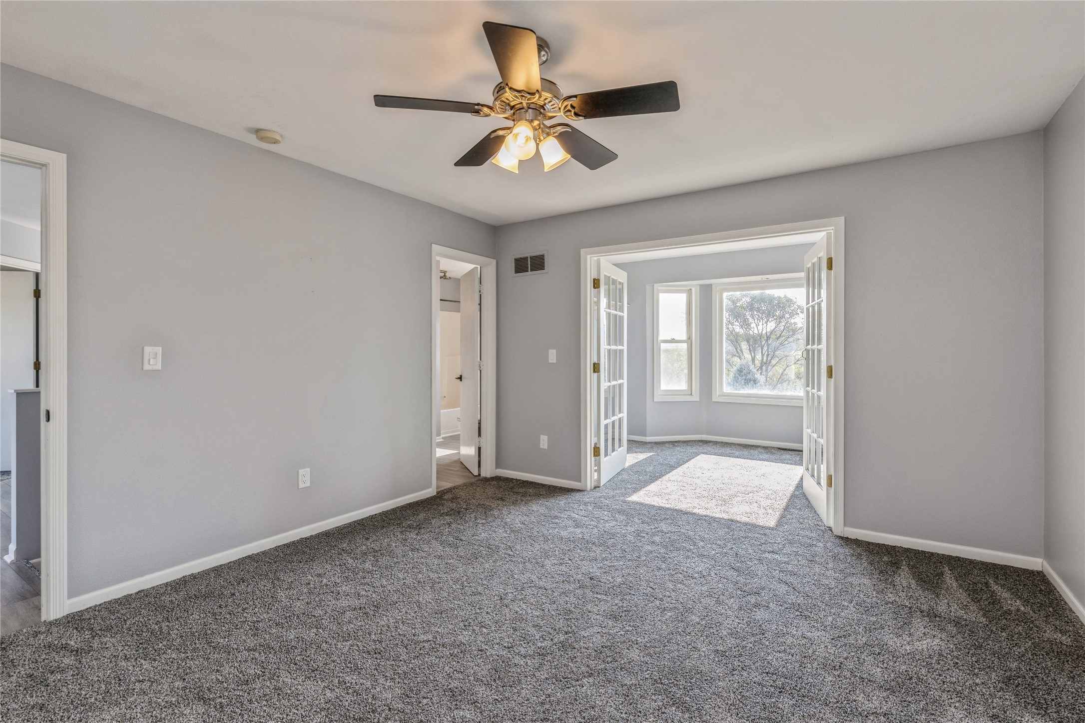 2923 N John Wayne Drive