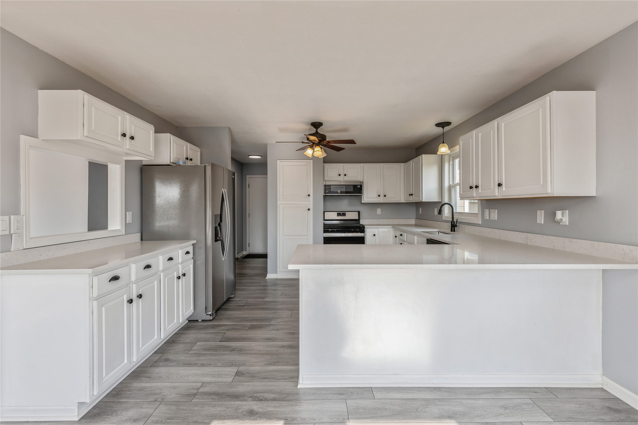 2923 N John Wayne Drive