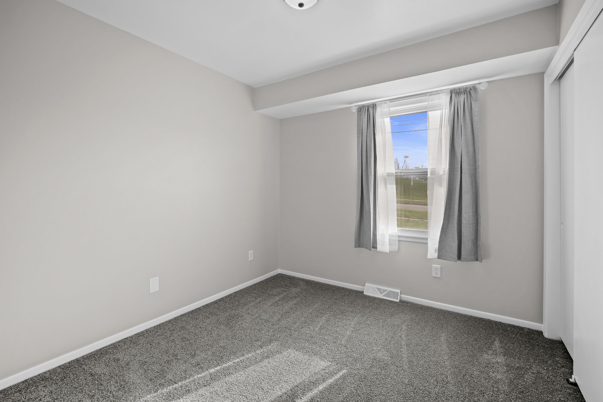 230 S Pleasant Hill Boulevard