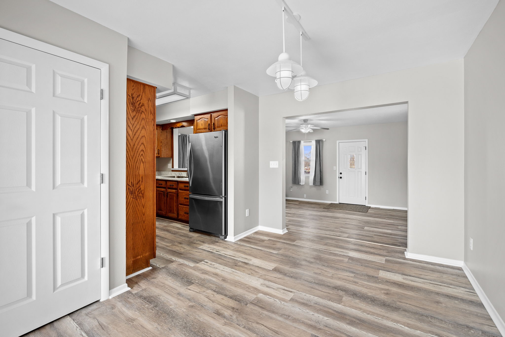 230 S Pleasant Hill Boulevard