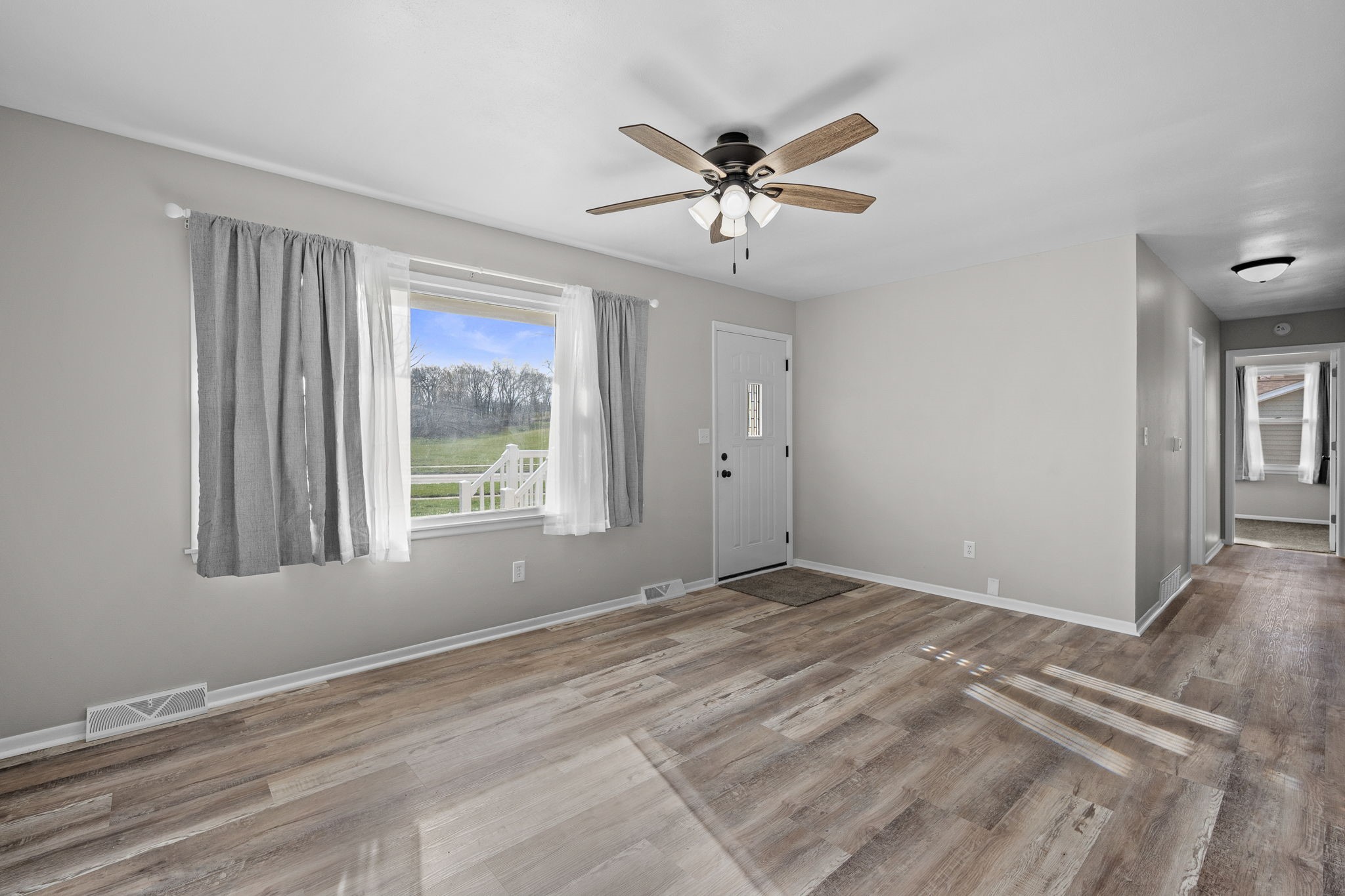 230 S Pleasant Hill Boulevard