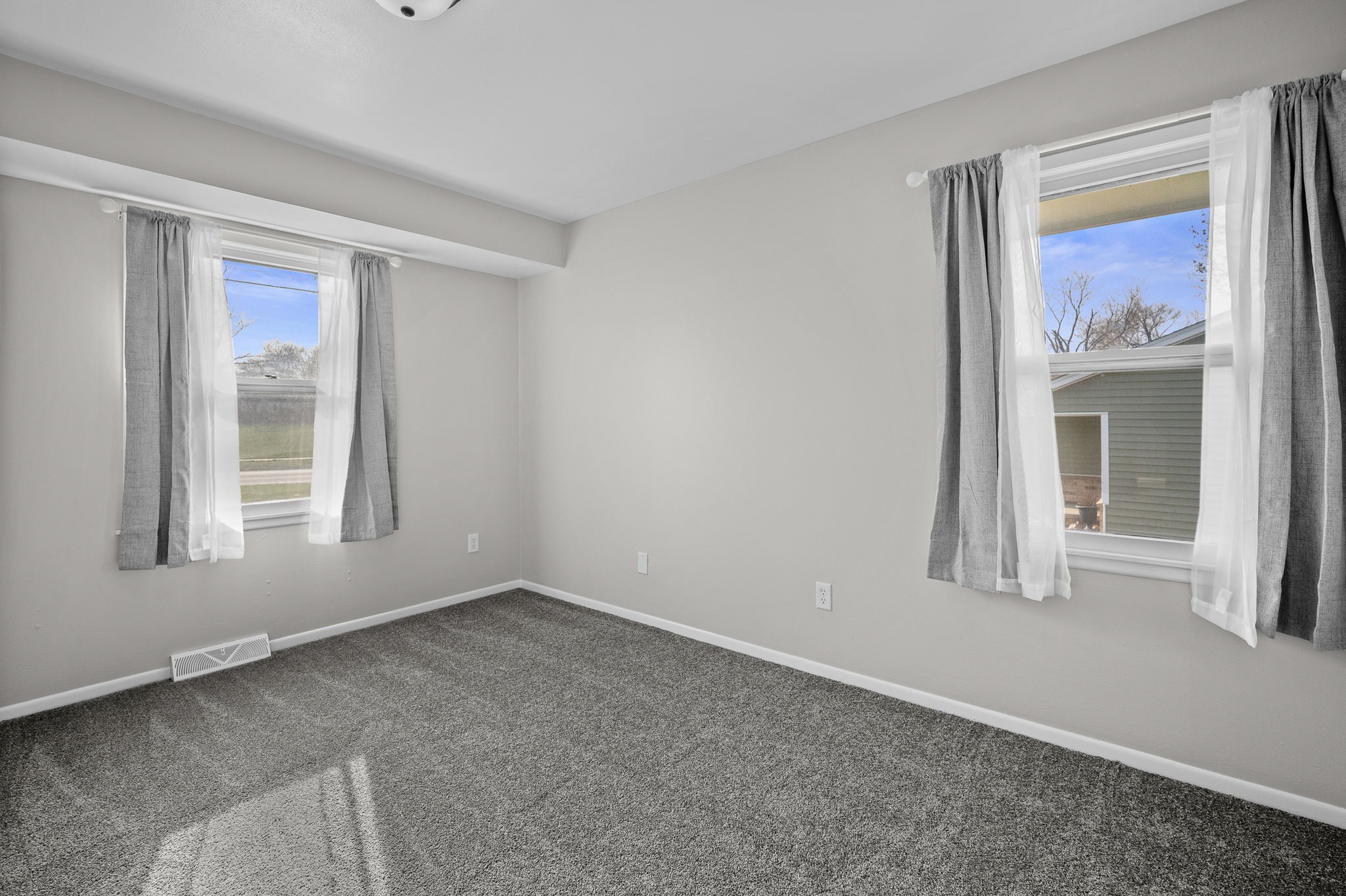 230 S Pleasant Hill Boulevard