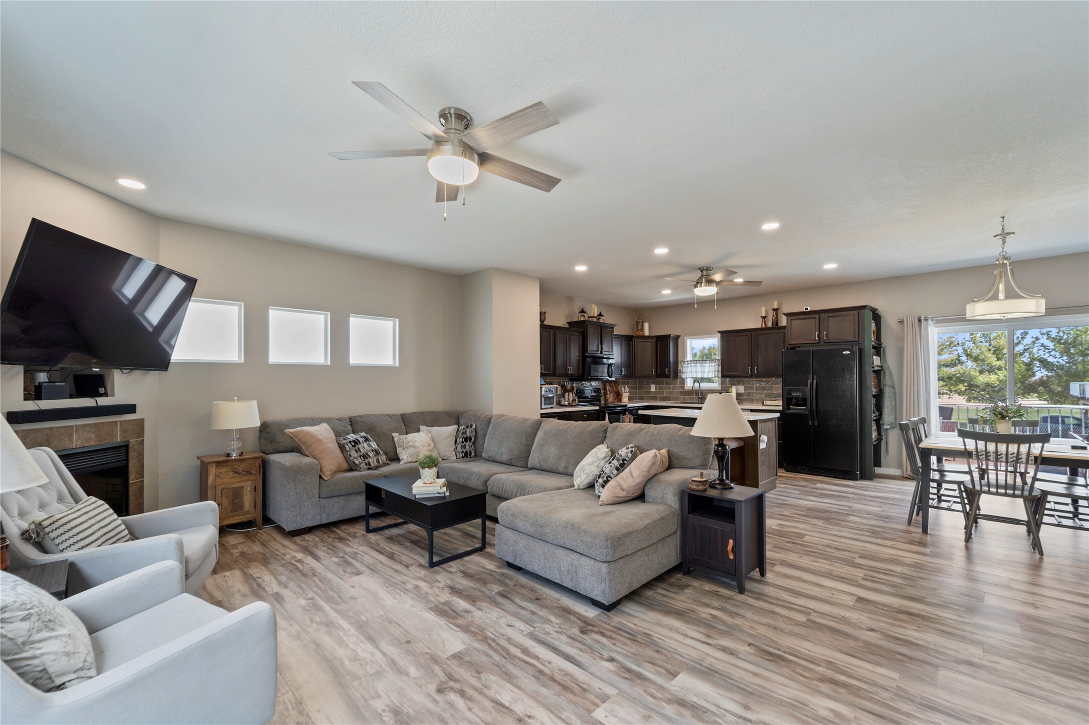 301 SE 11th Street 807