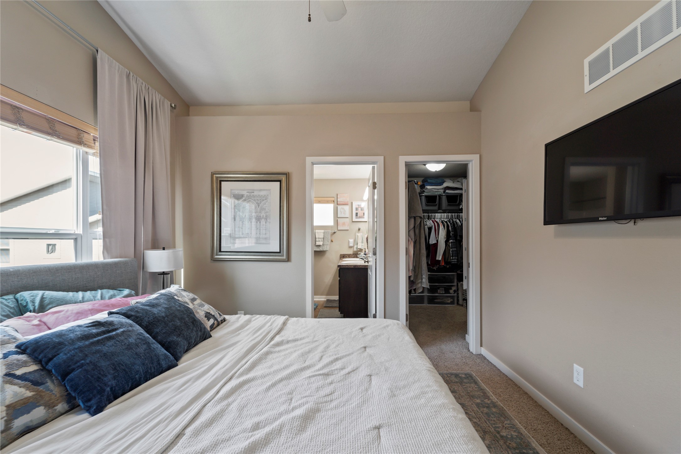 301 SE 11th Street 807