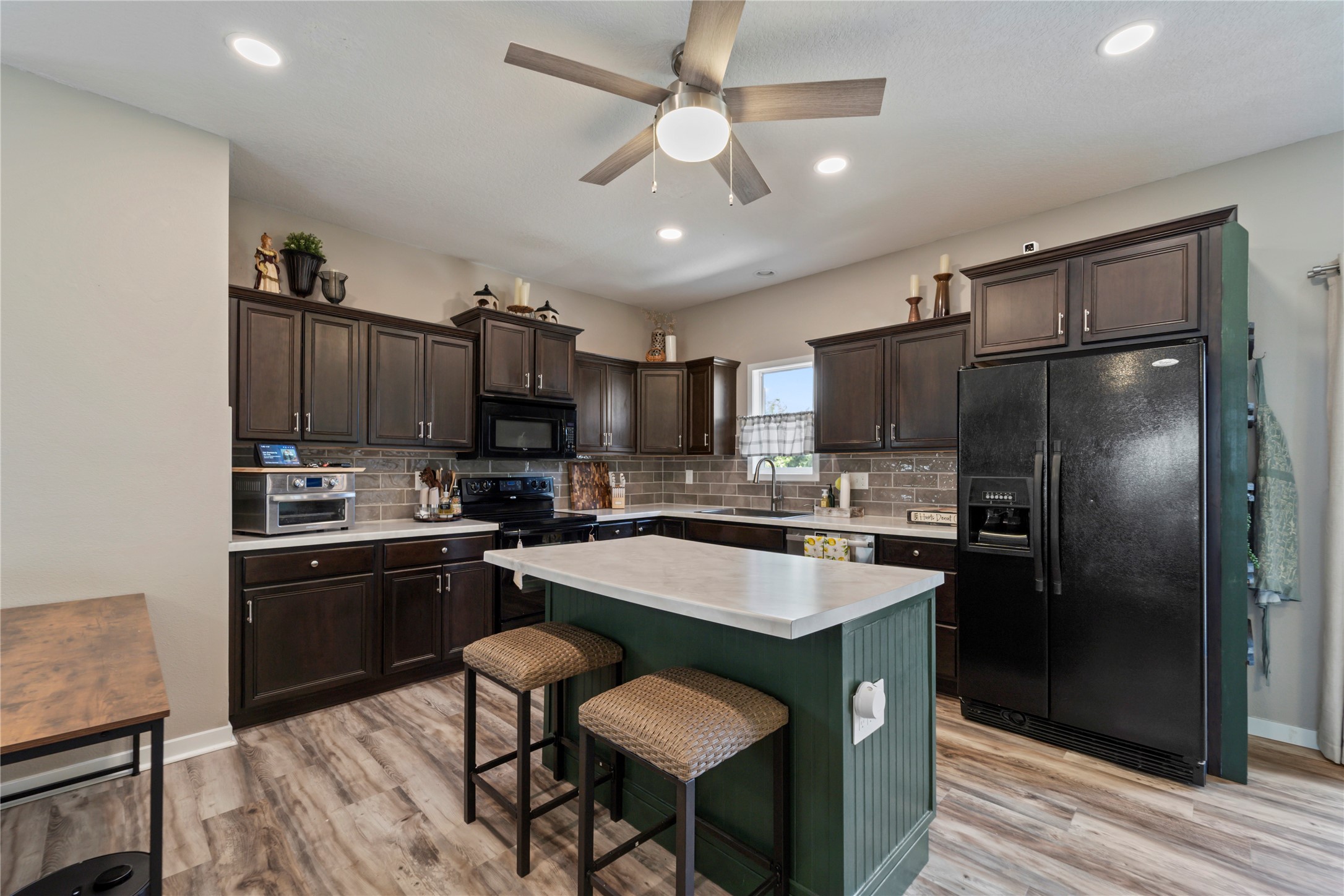 301 SE 11th Street 807