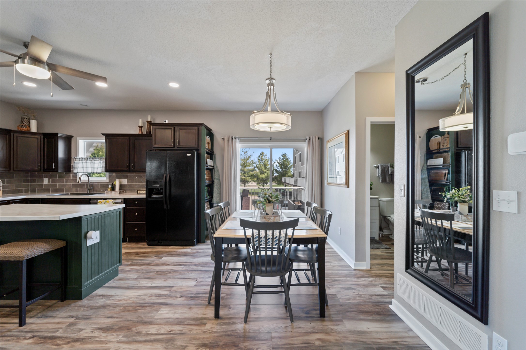 301 SE 11th Street 807