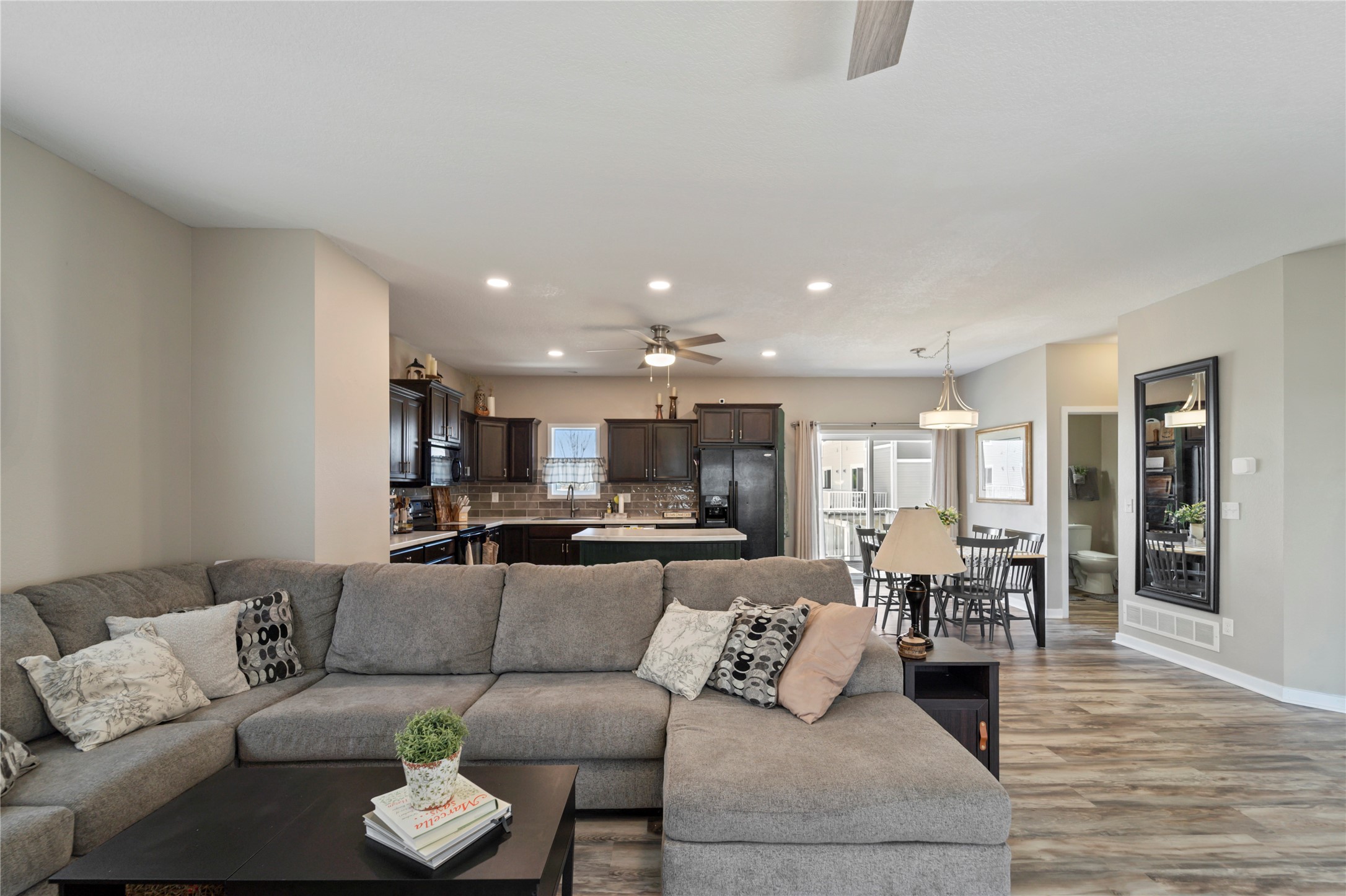 301 SE 11th Street 807