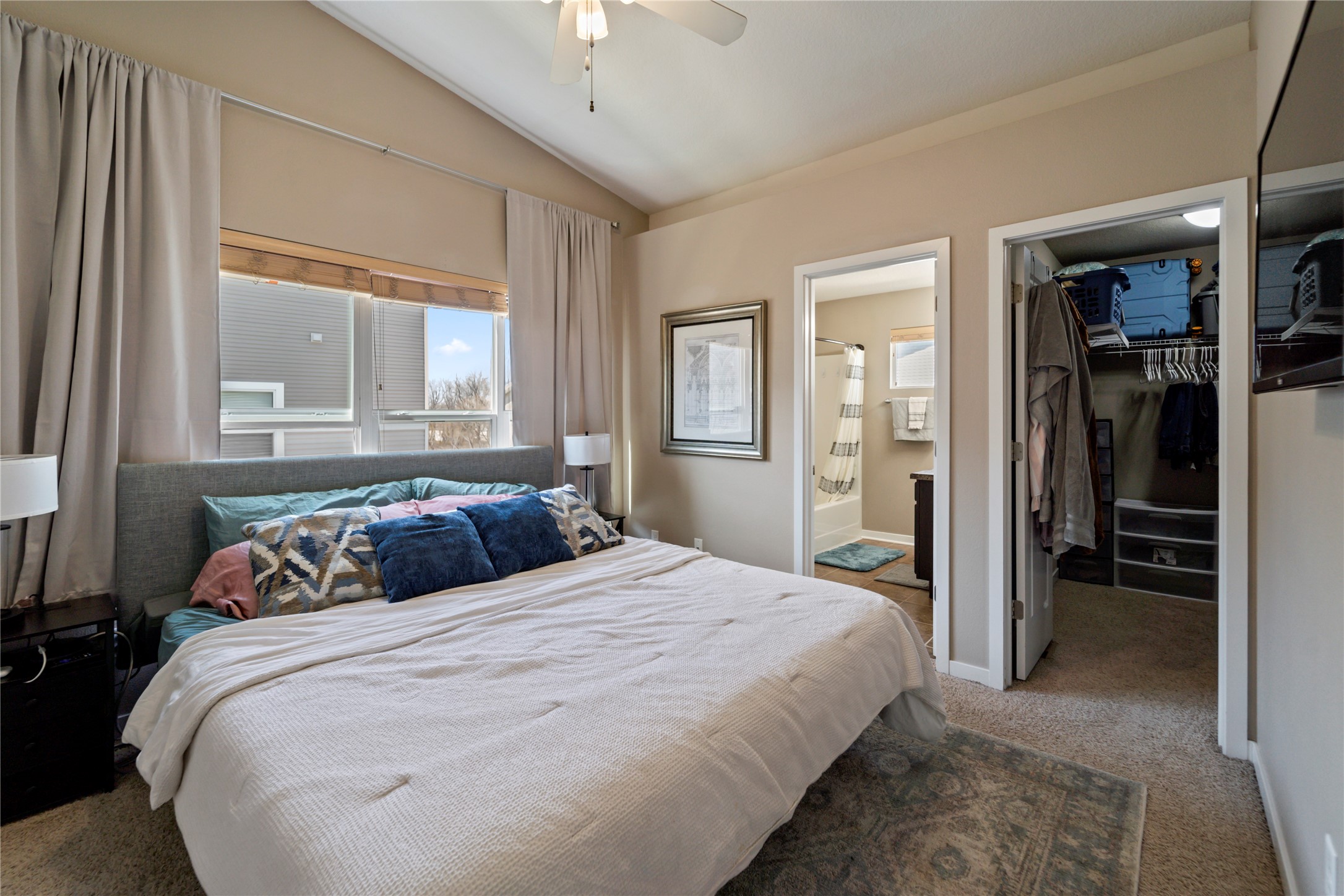 301 SE 11th Street 807
