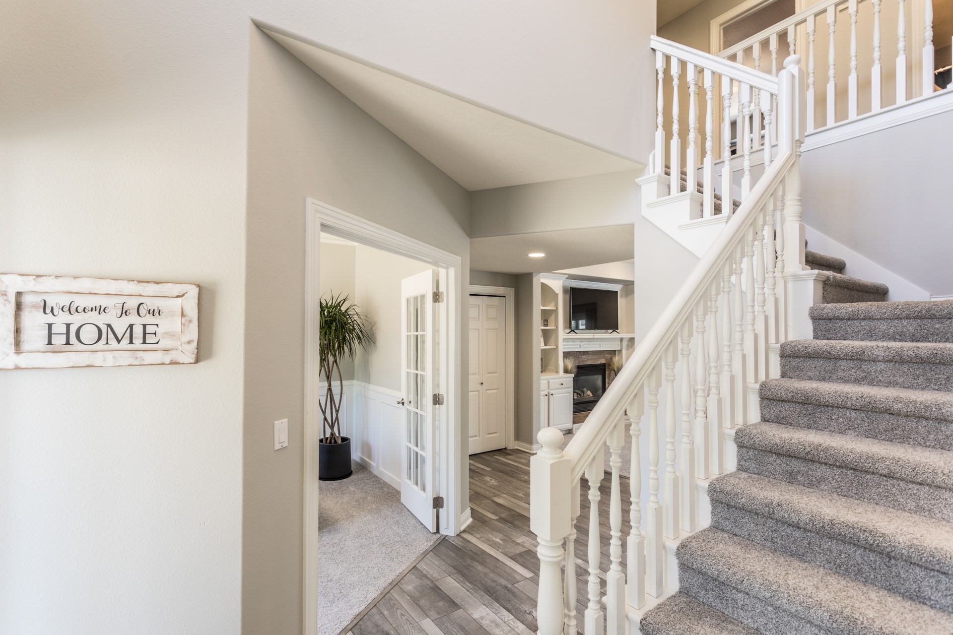 800 SE Plumwood Lane