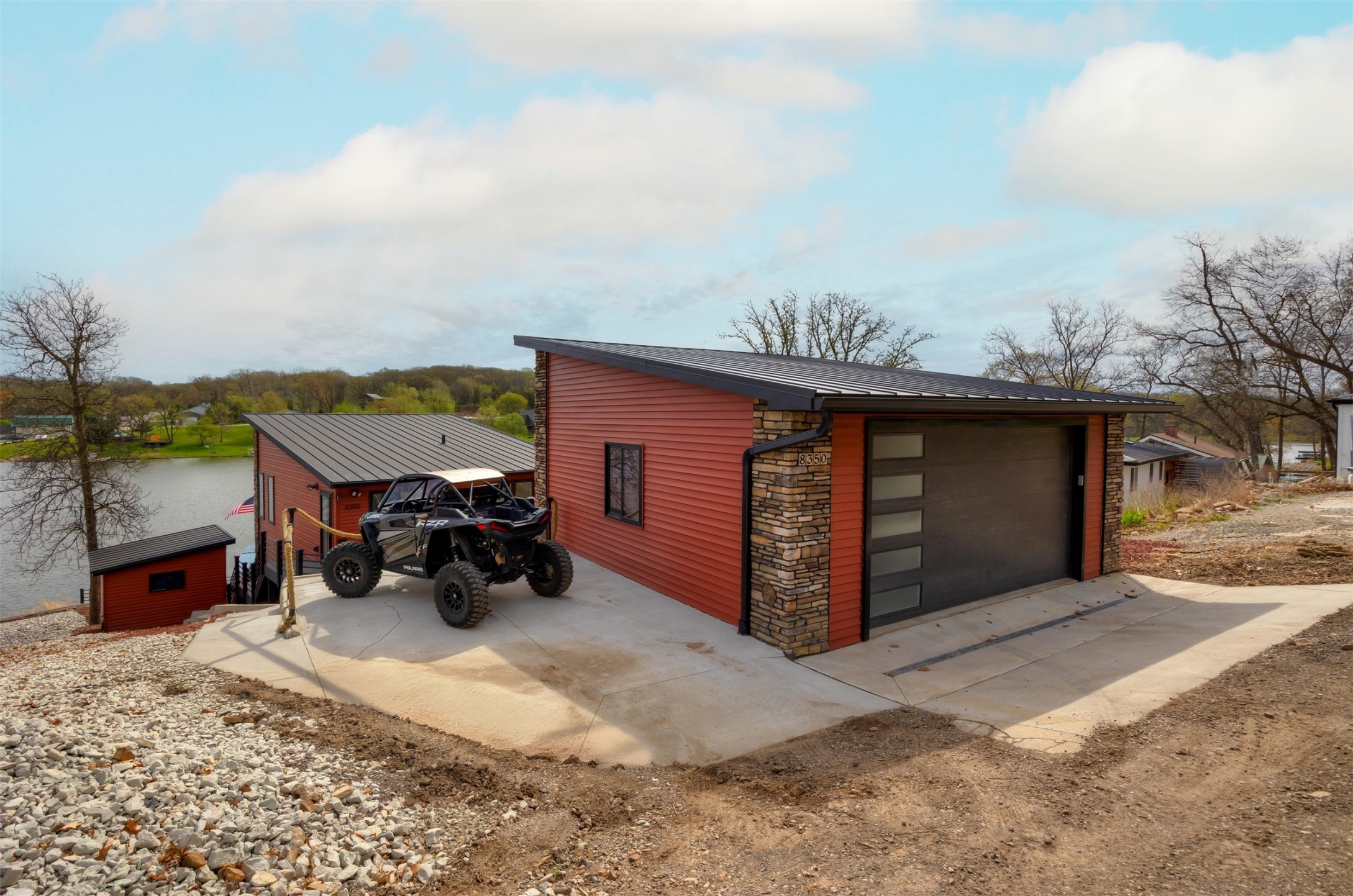 8350 Lakeshore Drive