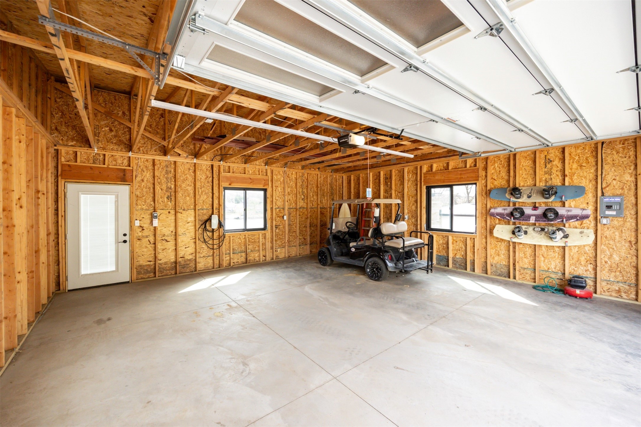 8350 Lakeshore Drive