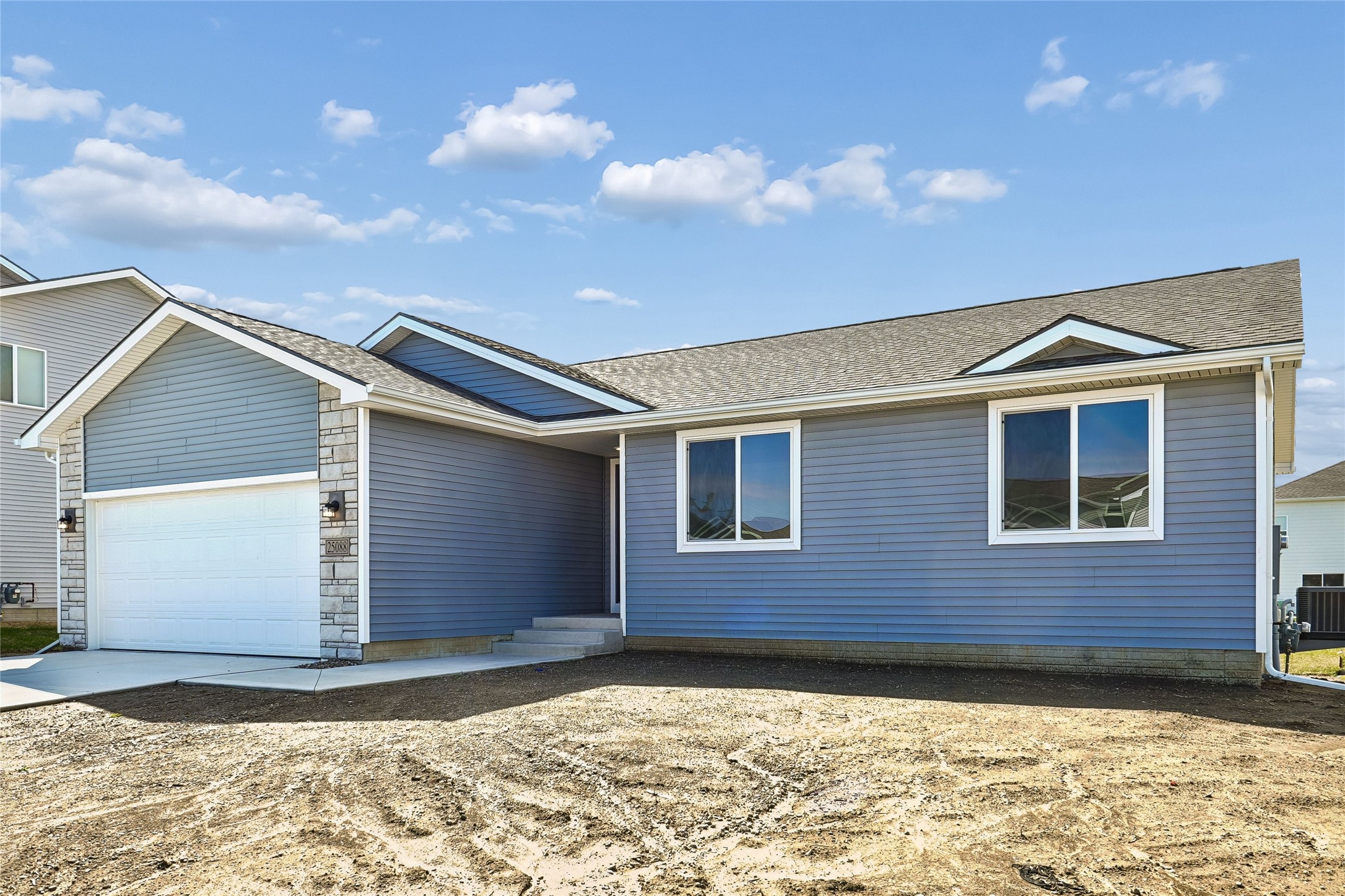 25088 Bluebird Circle