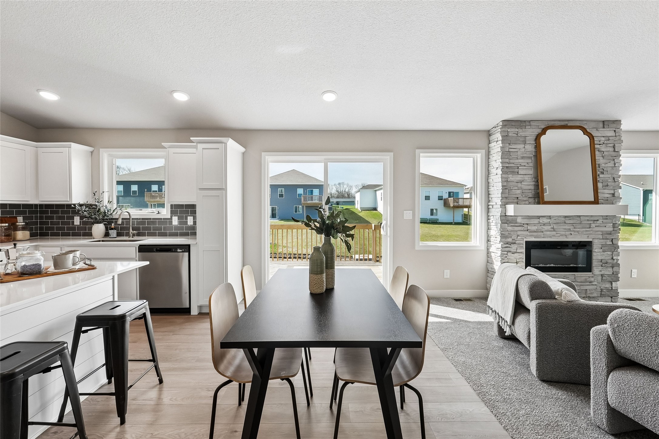 25088 Bluebird Circle