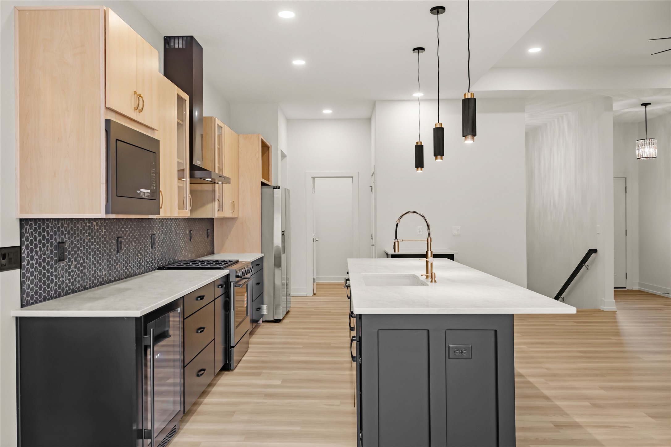 630 NW Georgetown Drive