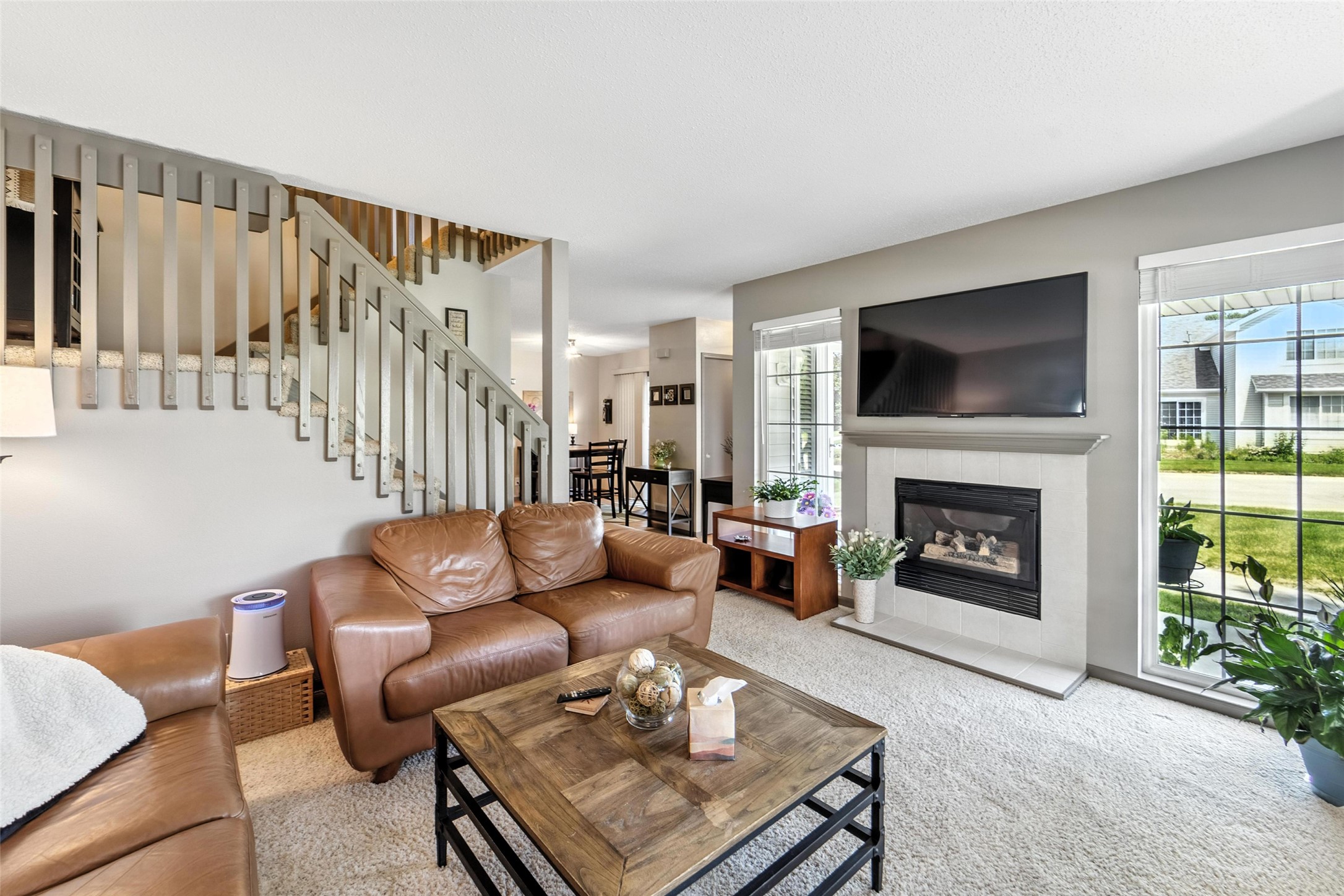 555 SE Laurel Street 24