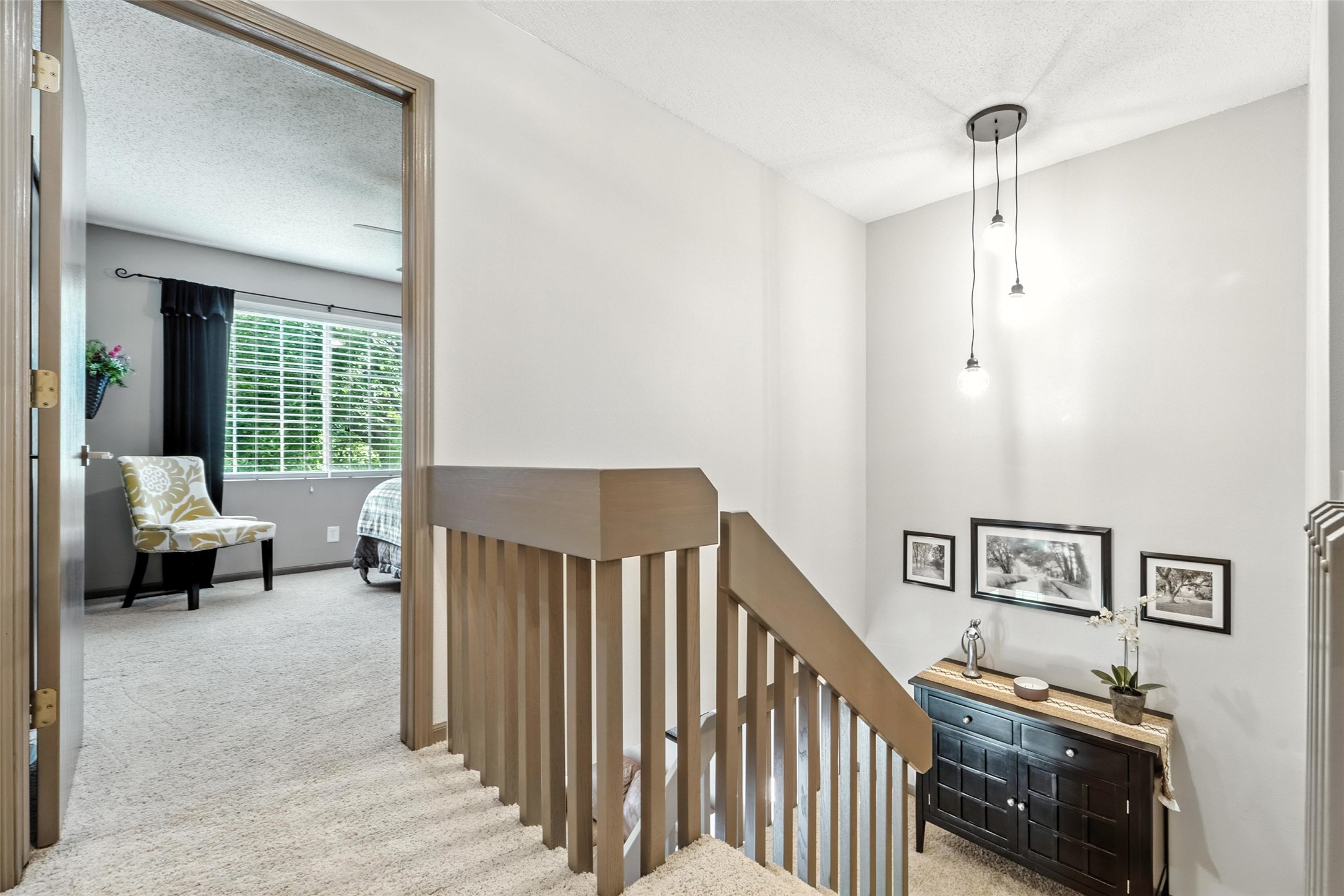 555 SE Laurel Street 24