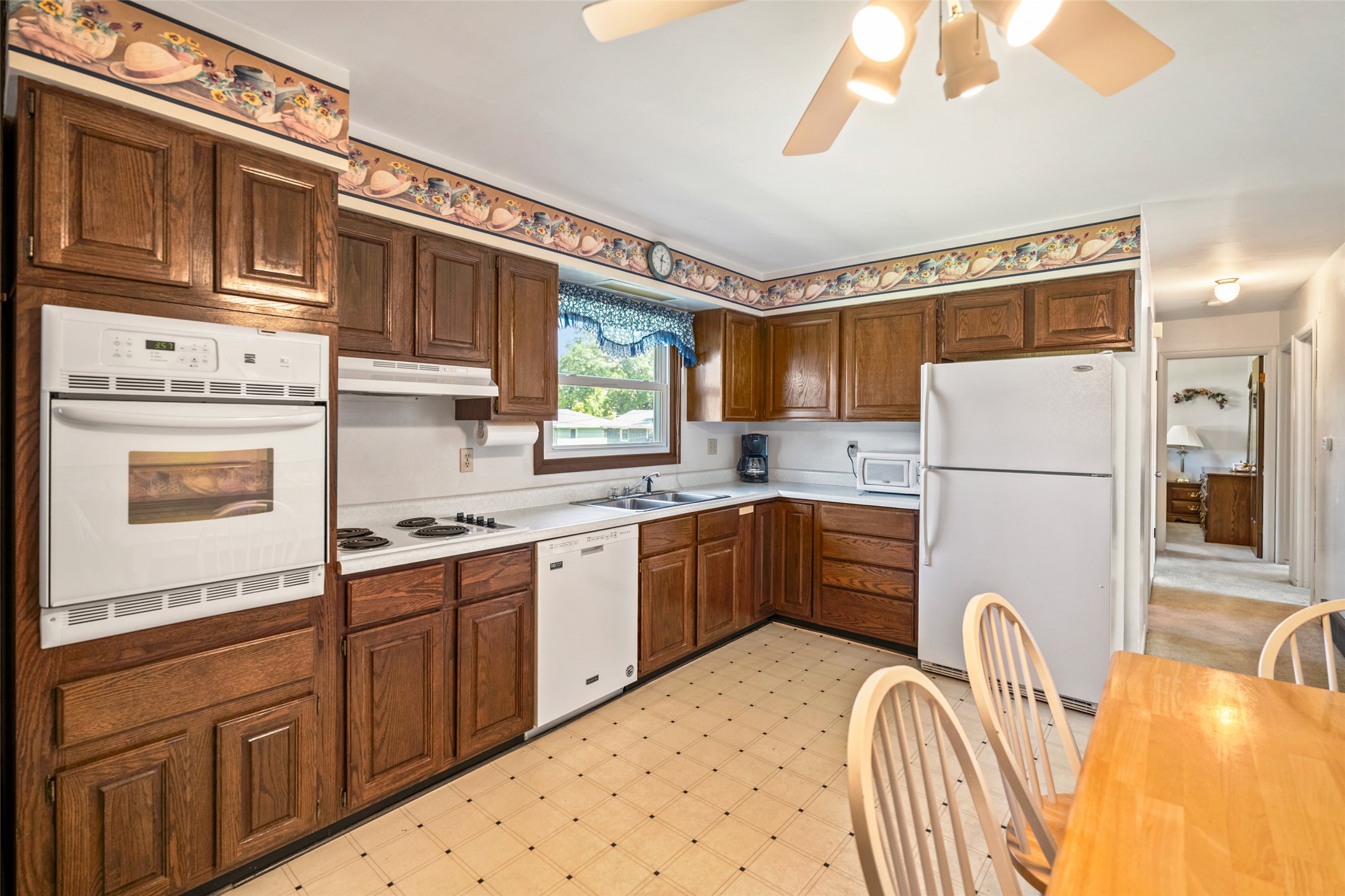 505 Edgeland Drive