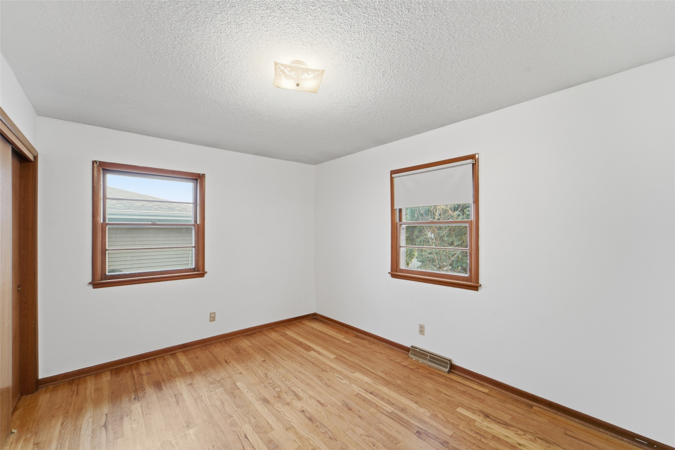 1301 SW Kenworthy Drive