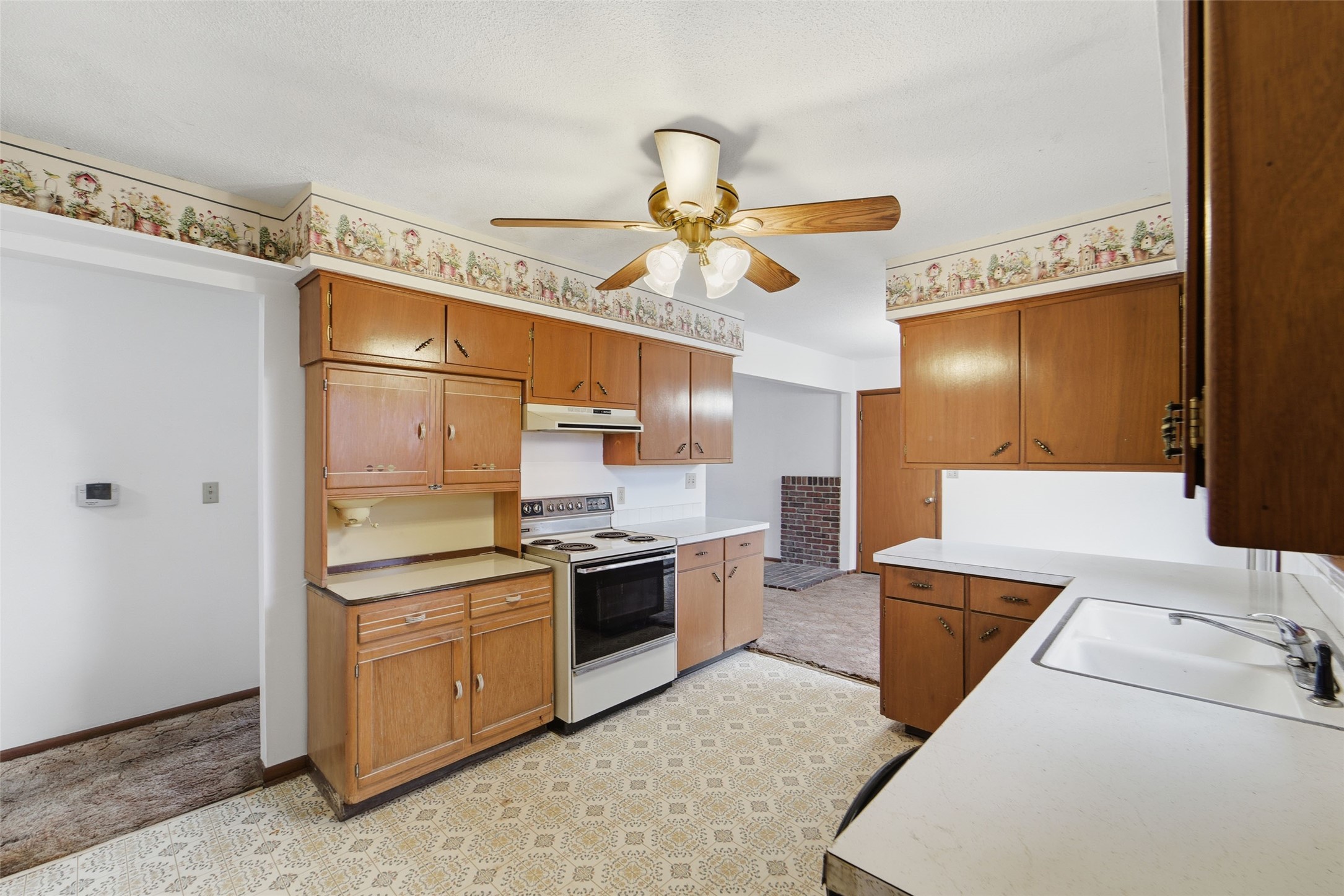 1301 SW Kenworthy Drive