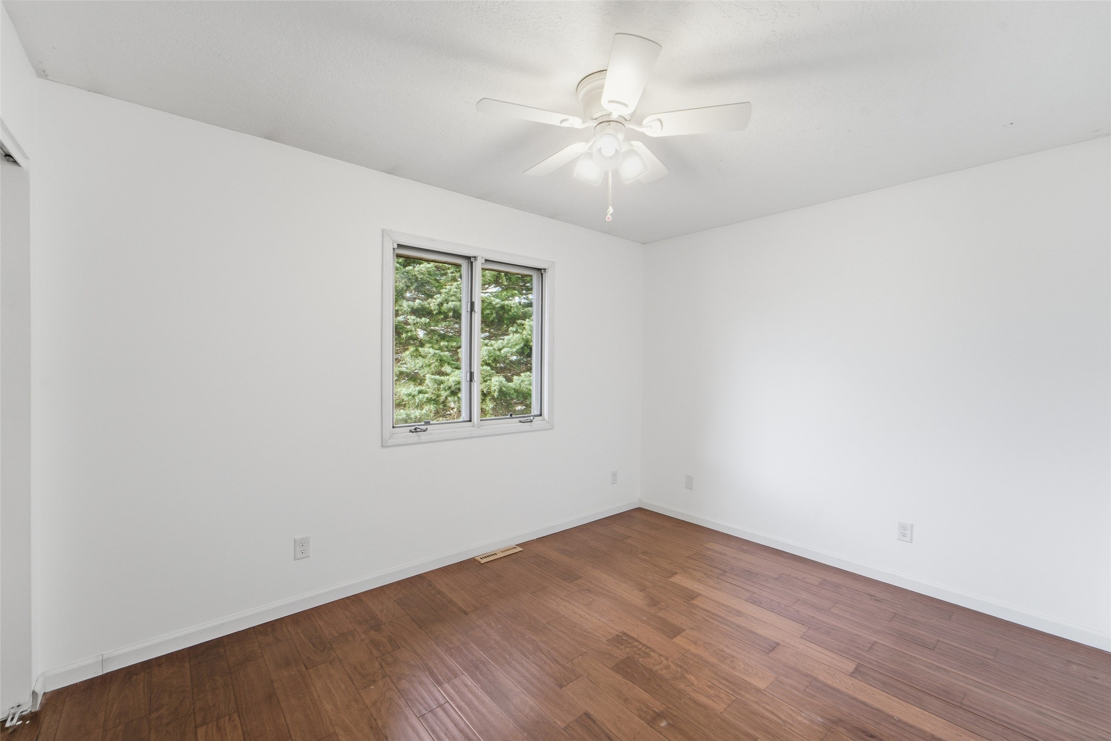 201 Oakridge Drive