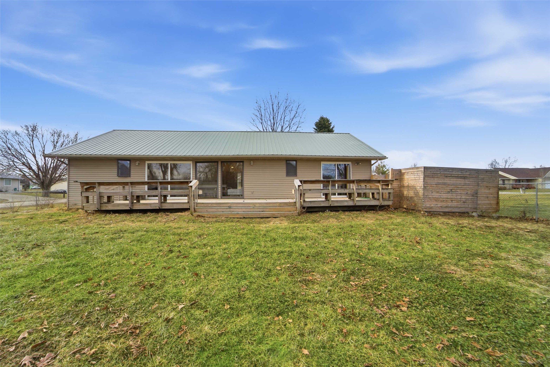 201 Oakridge Drive