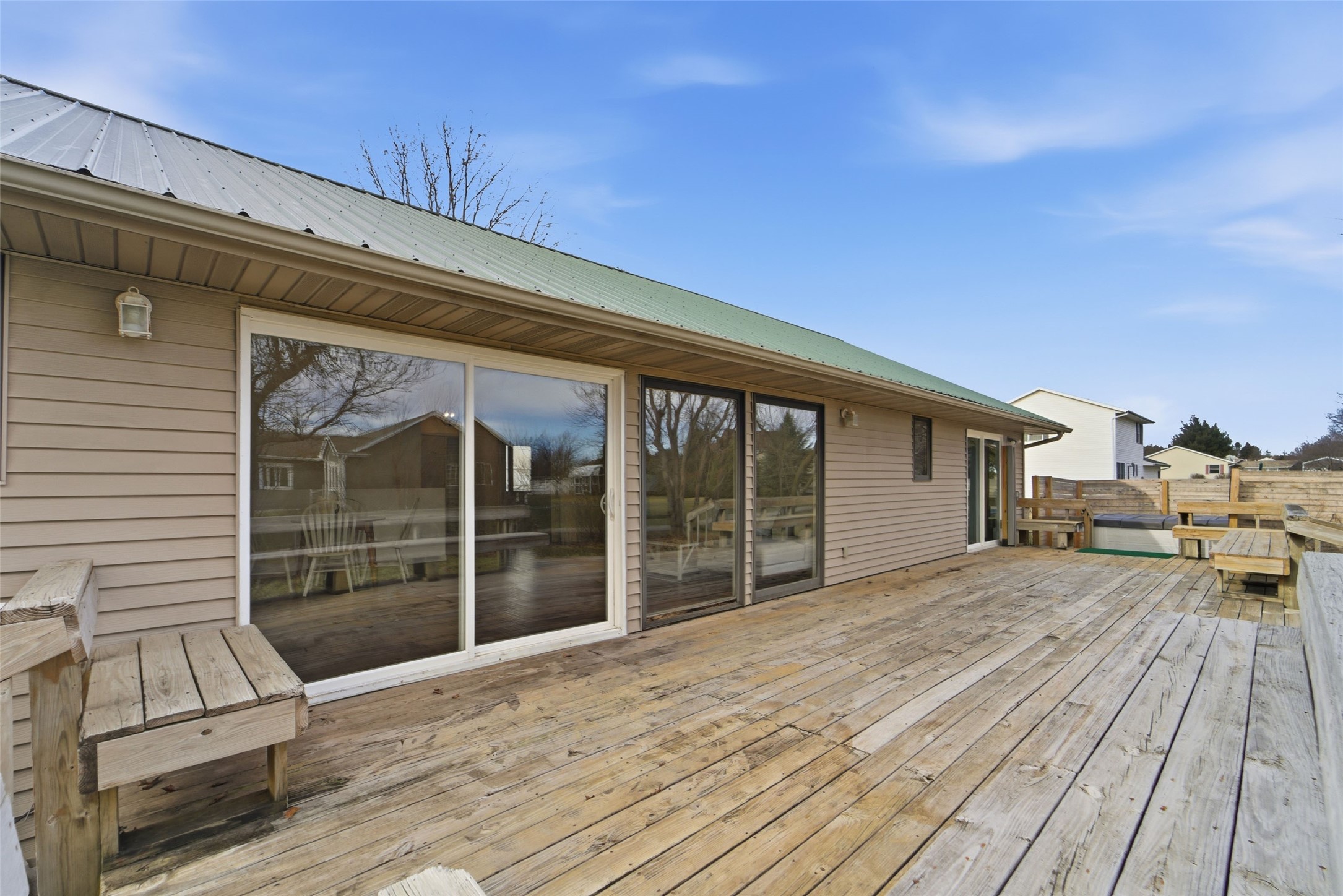 201 Oakridge Drive
